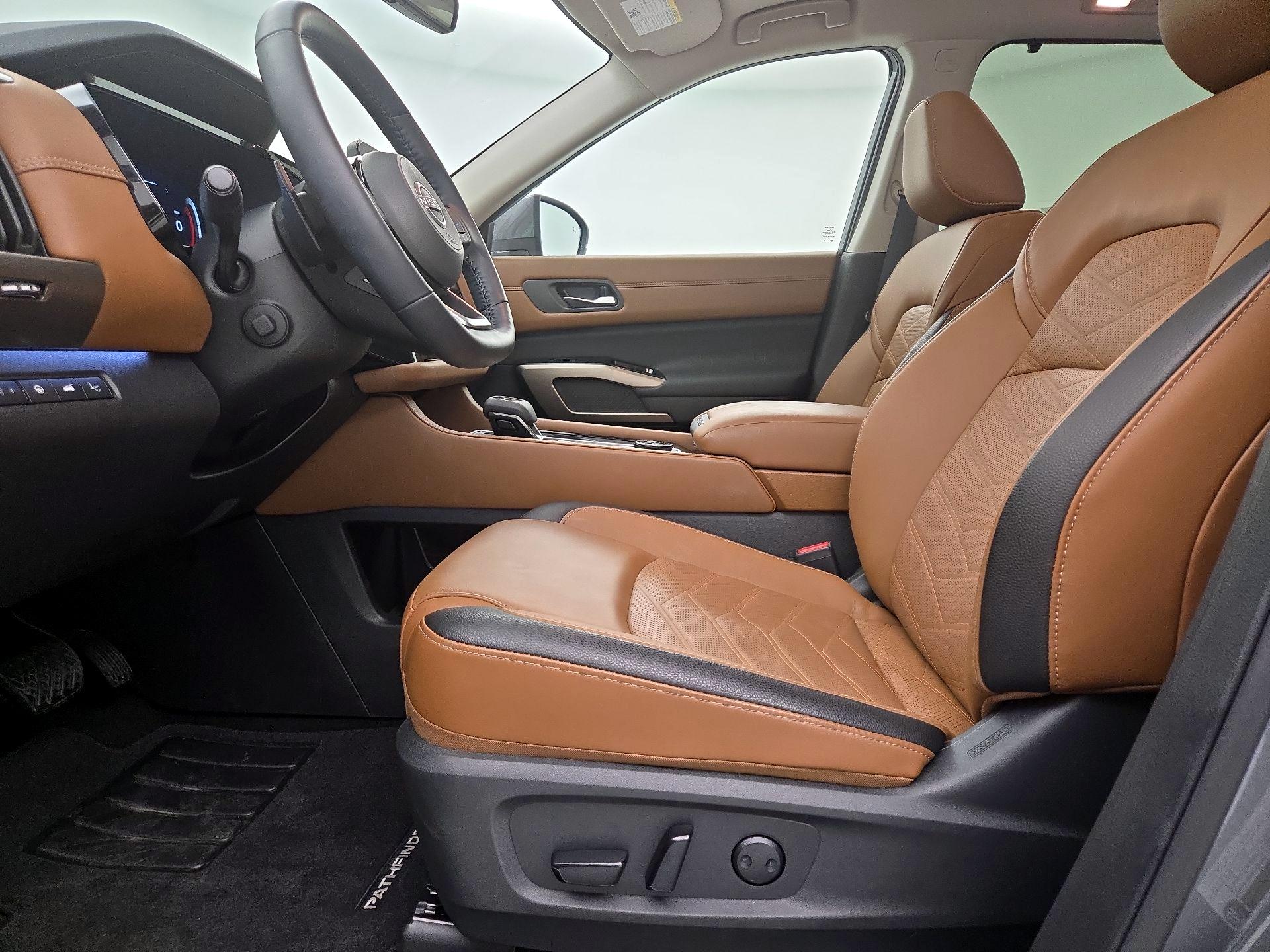 Thumbnail: 2025 Nissan Pathfinder - 11