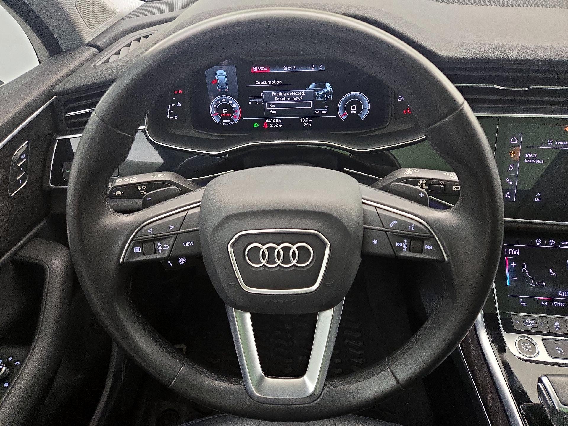 Thumbnail: 2022 Audi Q7 - 10