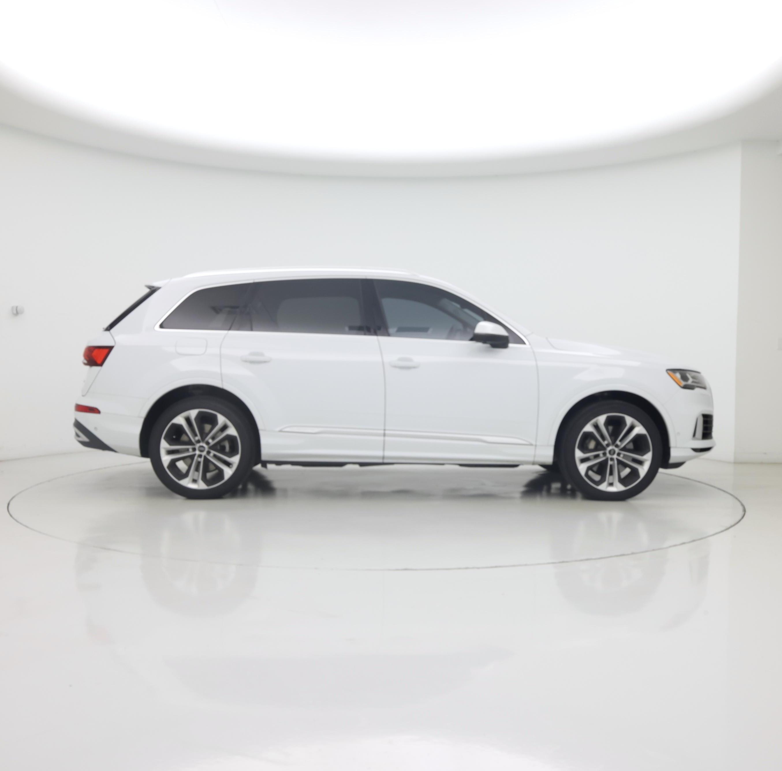 Thumbnail: 2022 Audi Q7 - 7