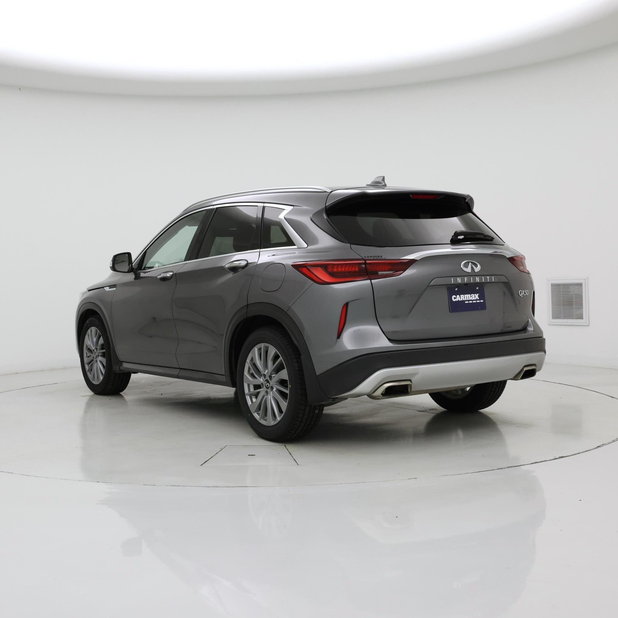 Thumbnail: 2023 INFINITI QX50 - 2