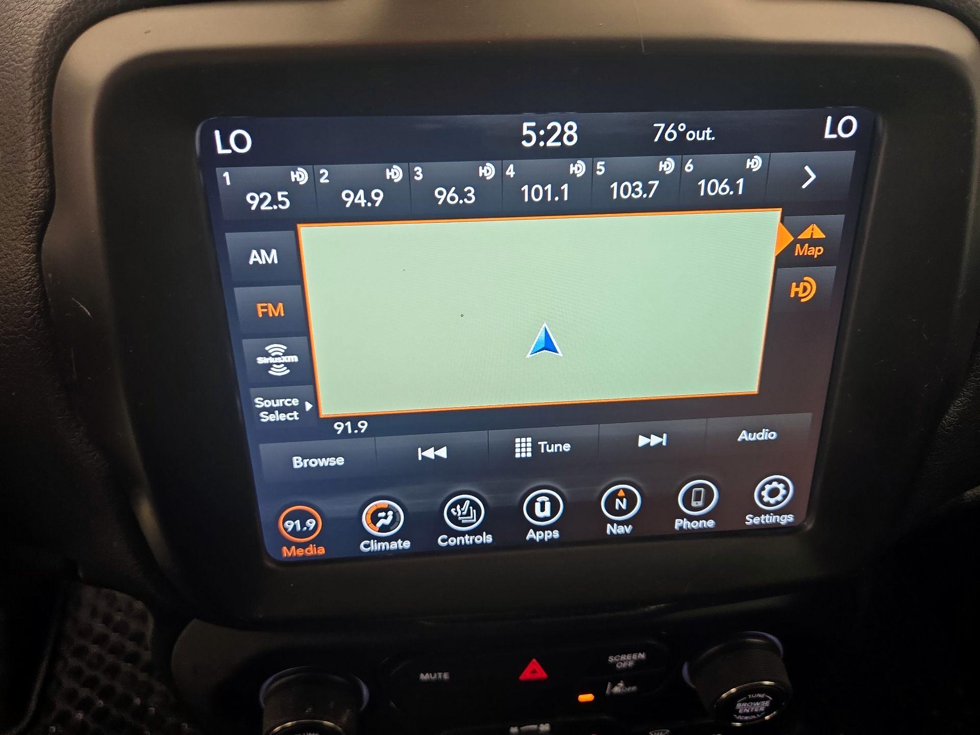 Thumbnail: 2023 Jeep Renegade - 16