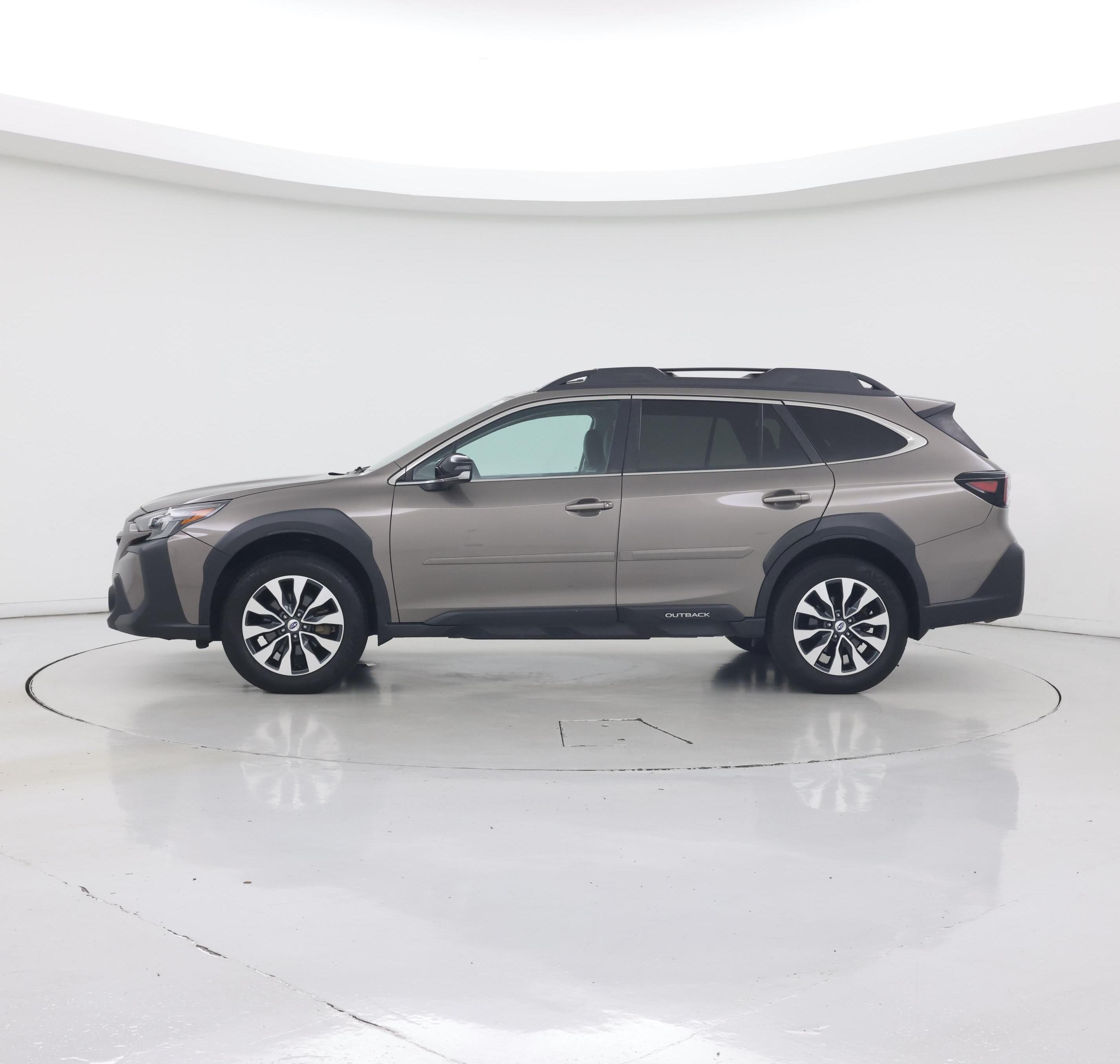 Thumbnail: 2023 Subaru Outback - 3