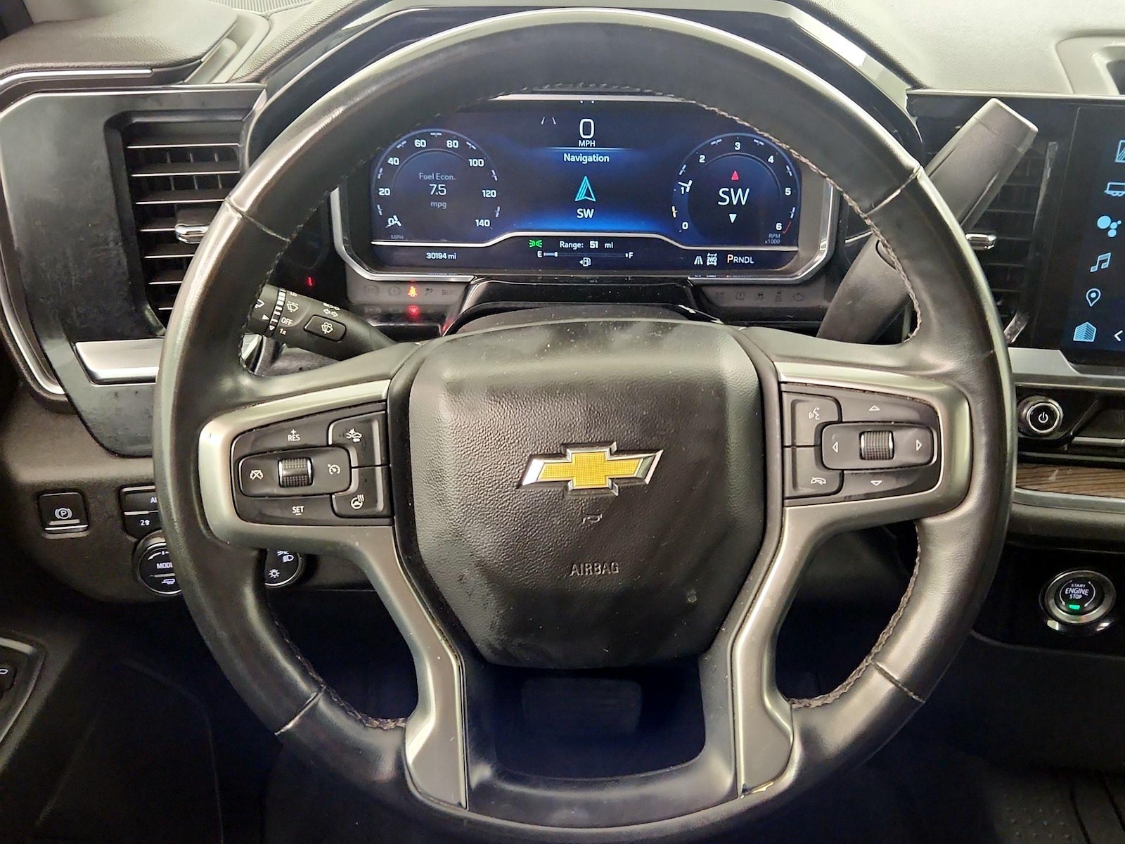 2023 Chevrolet Silverado 1500 LT - Photo 11