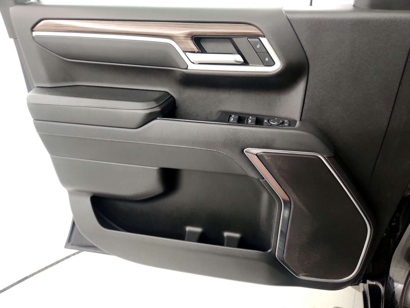 2023 Chevrolet Silverado 1500 LT - Photo 13