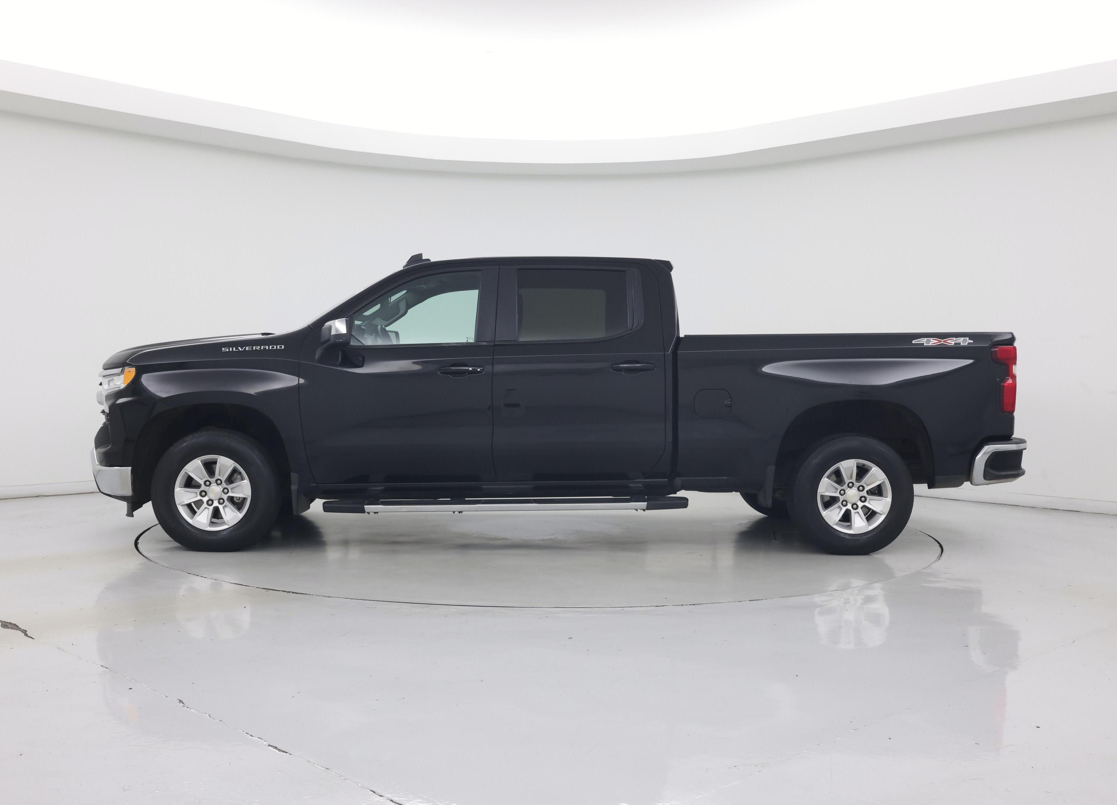 Thumbnail: 2023 Chevrolet Silverado 1500 - 3