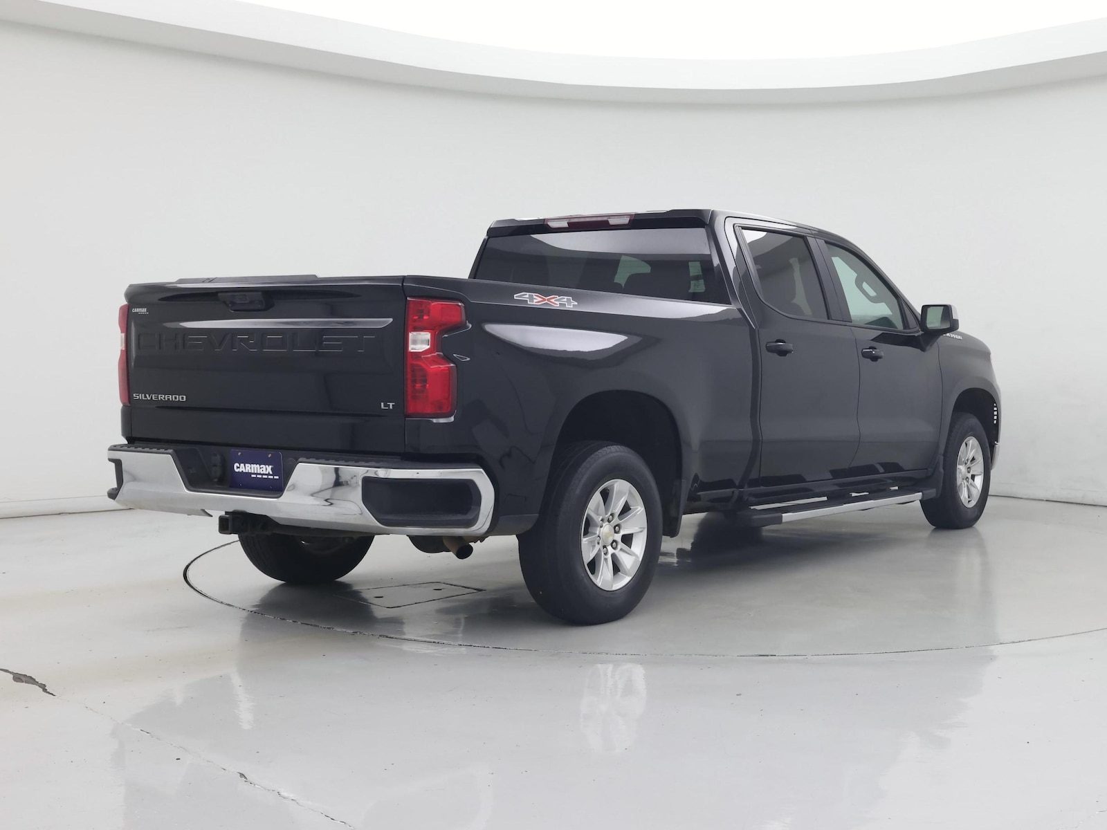 2023 Chevrolet Silverado 1500 LT - Photo 9