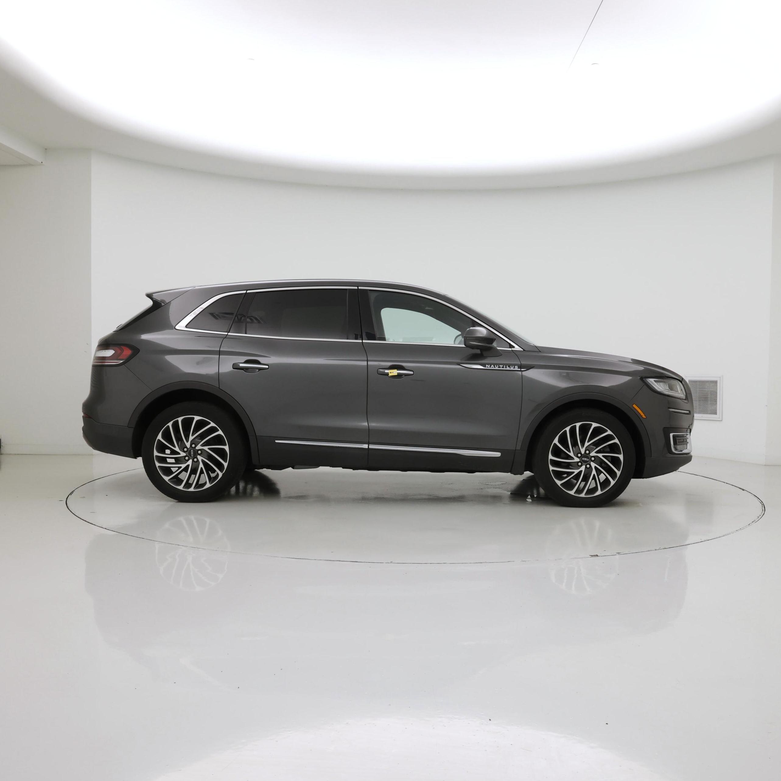 Thumbnail: 2020 Lincoln Nautilus - 7