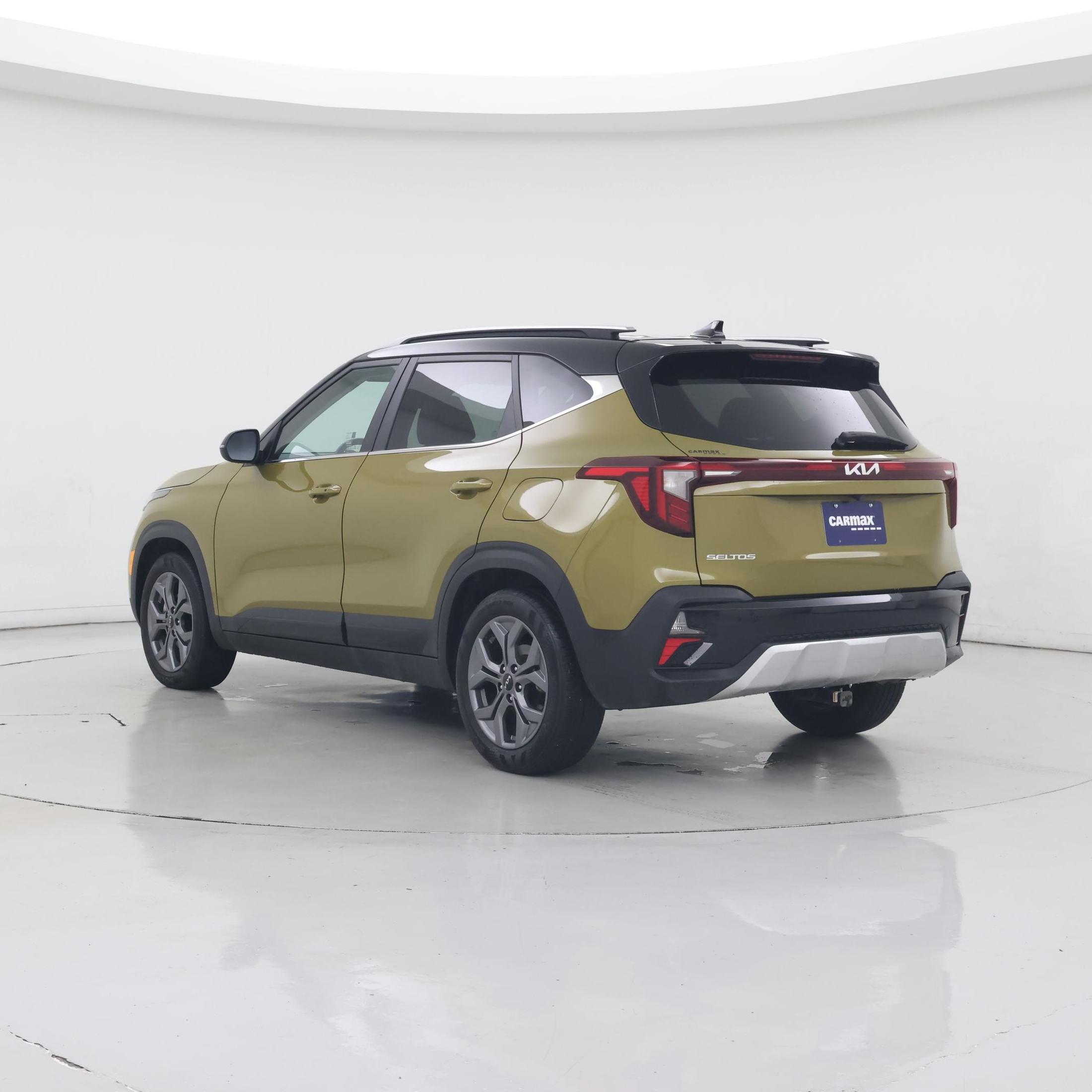 Thumbnail: 2024 Kia Seltos - 2