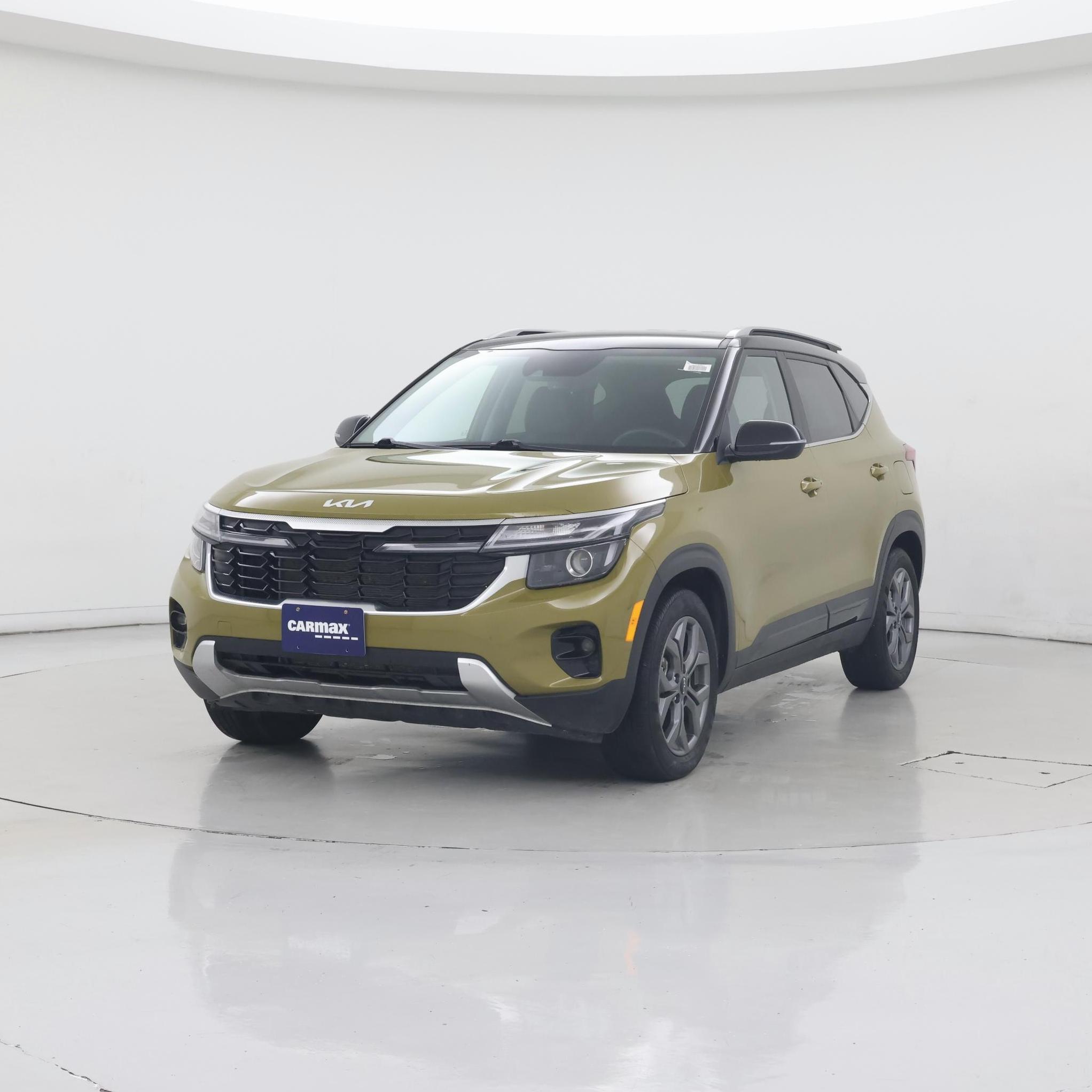 Thumbnail: 2024 Kia Seltos - 4