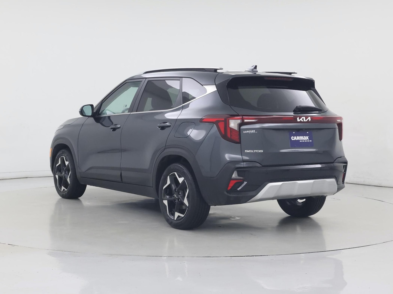2025 Kia Seltos EX - Photo 3