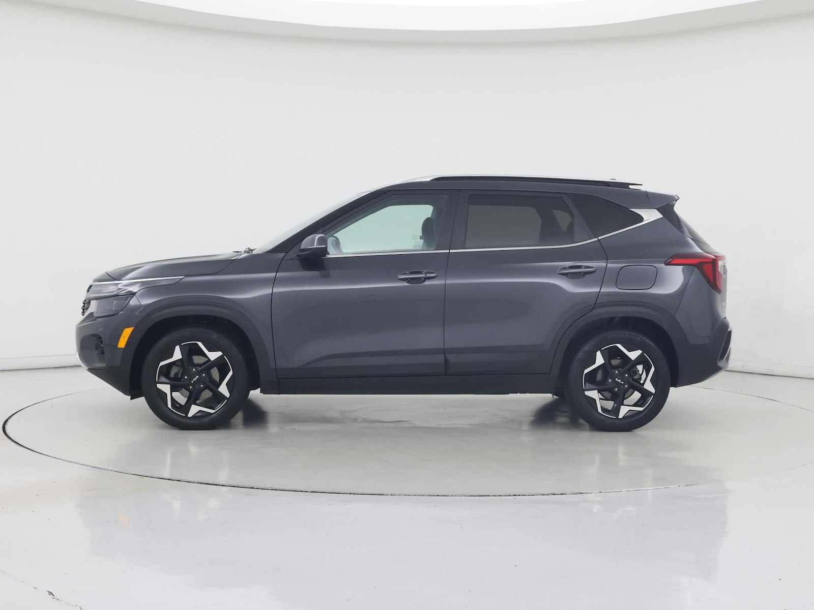 2025 Kia Seltos EX - Photo 4