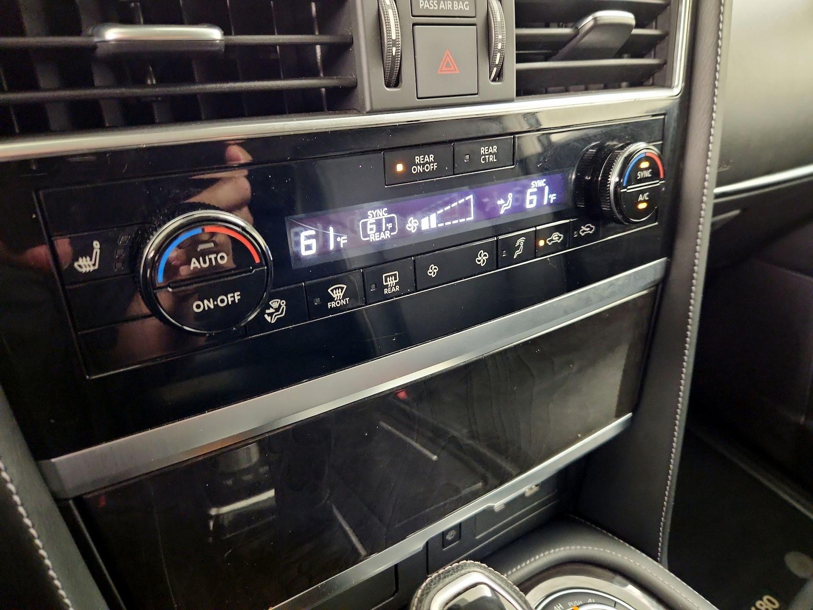 2024 INFINITI QX80 Luxe 4WD - Photo 18