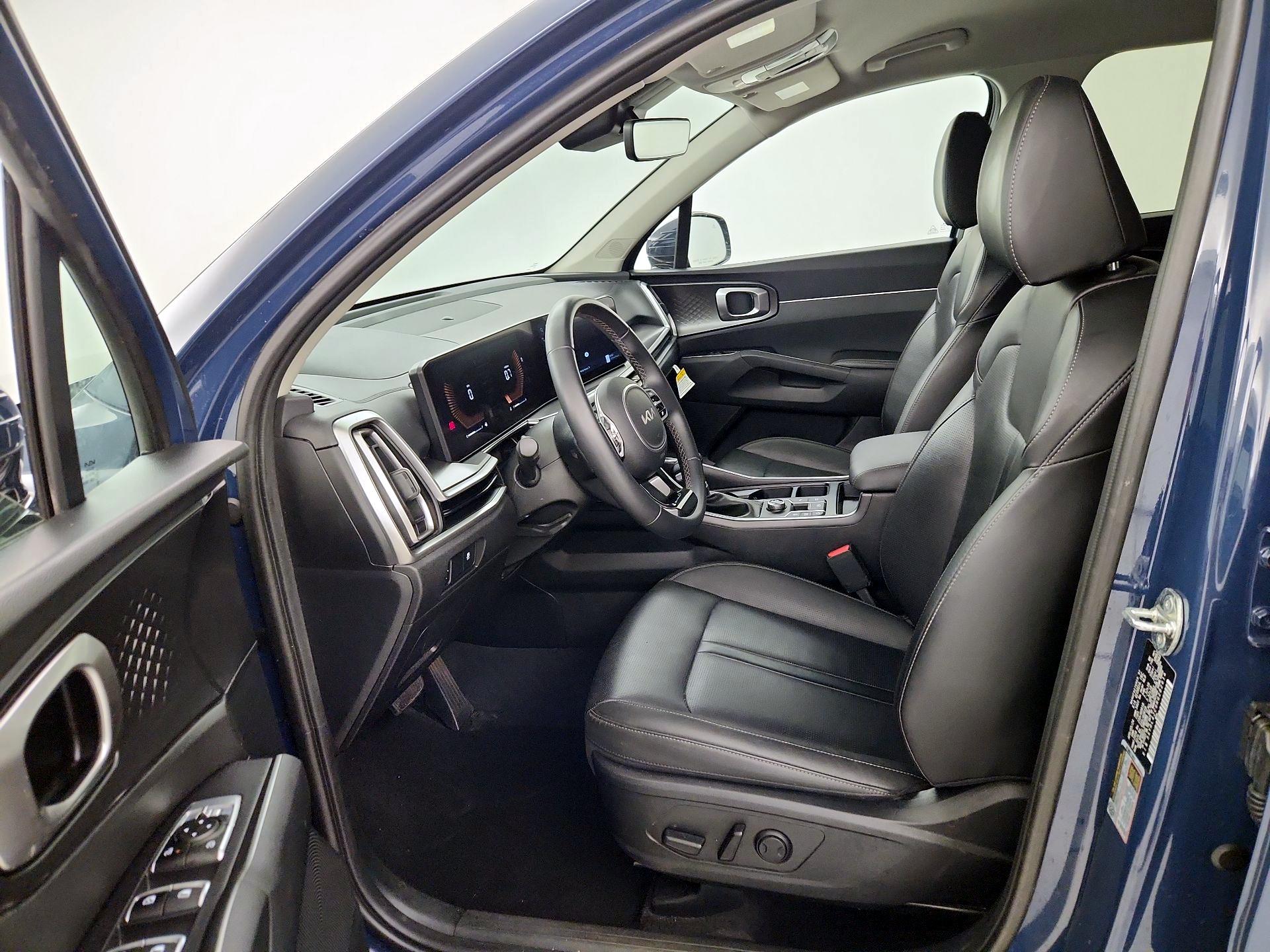 Thumbnail: 2024 Kia Sorento - 11