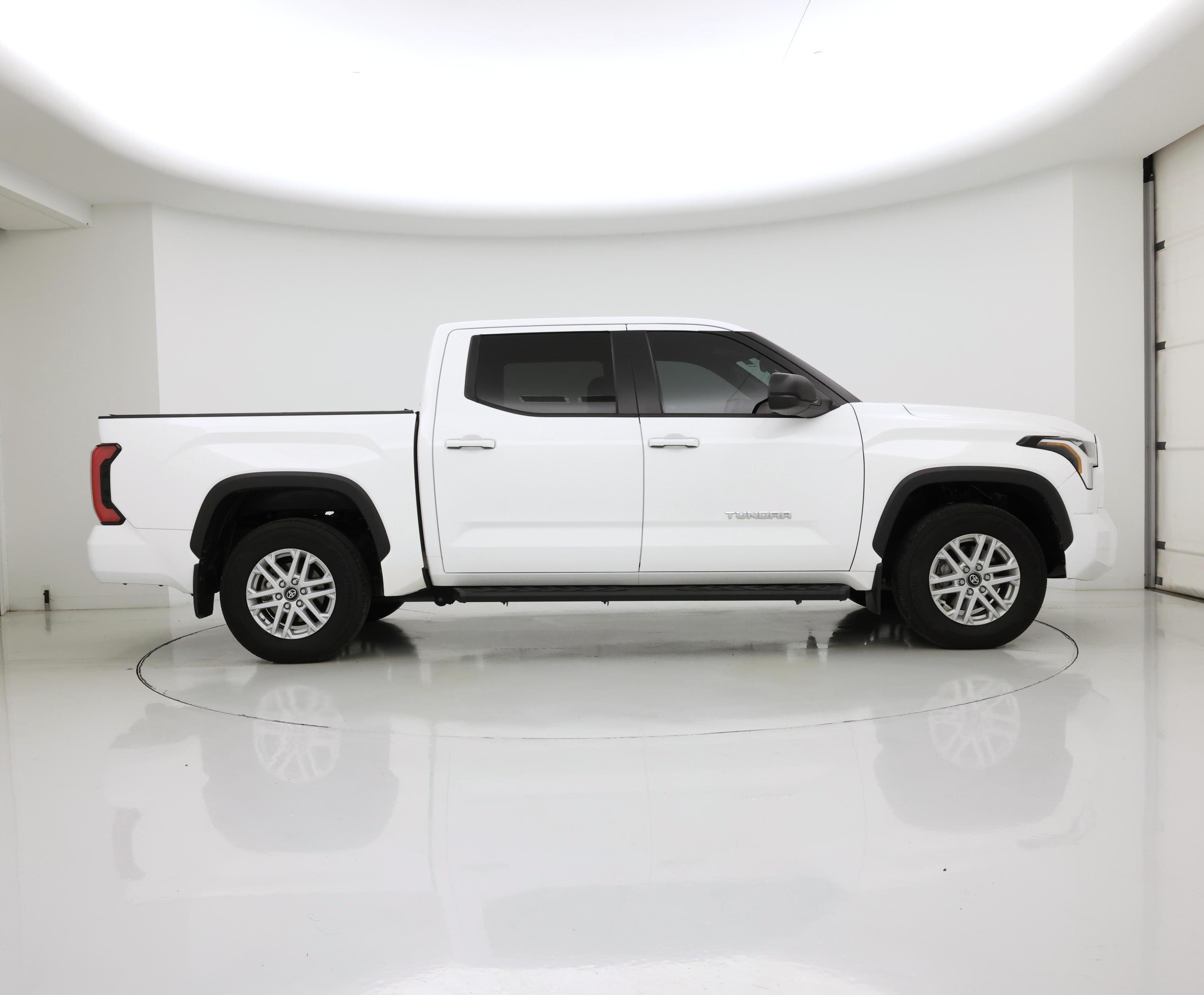 Thumbnail: 2025 Toyota Tundra - 7