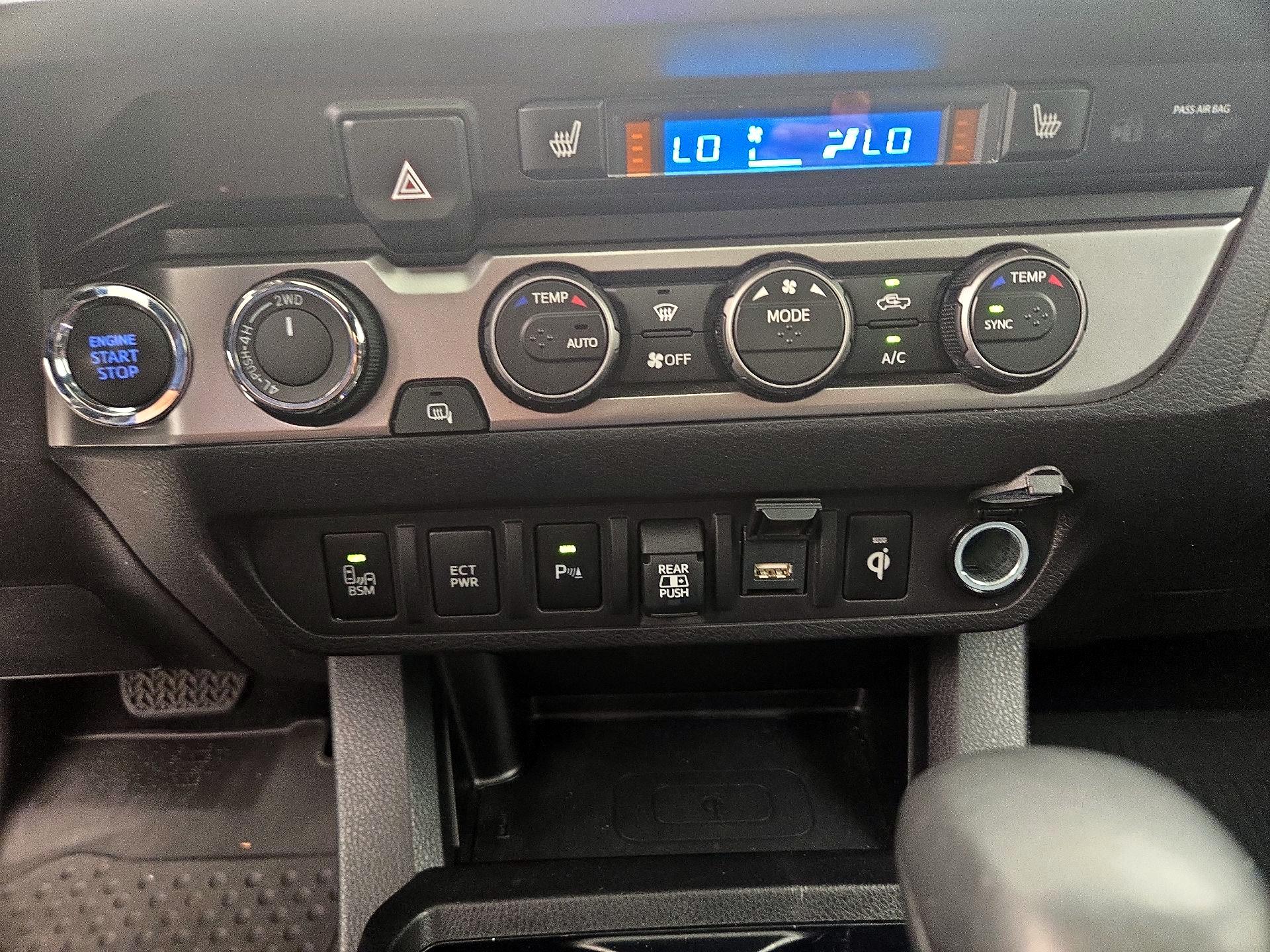Thumbnail: 2023 Toyota Tacoma - 17