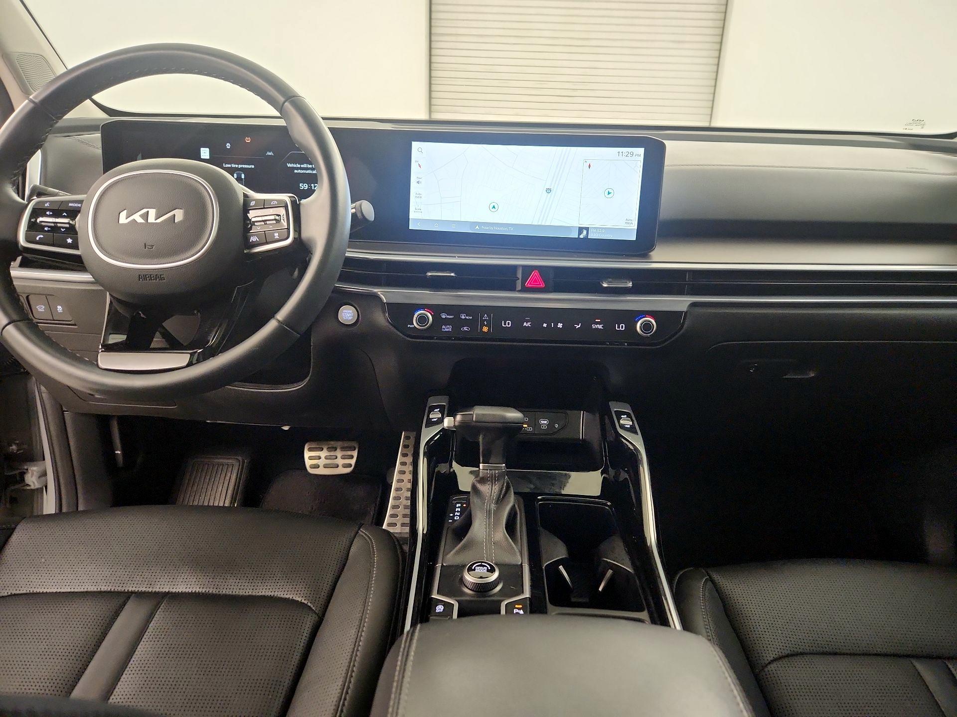 Thumbnail: 2024 Kia Sorento - 9