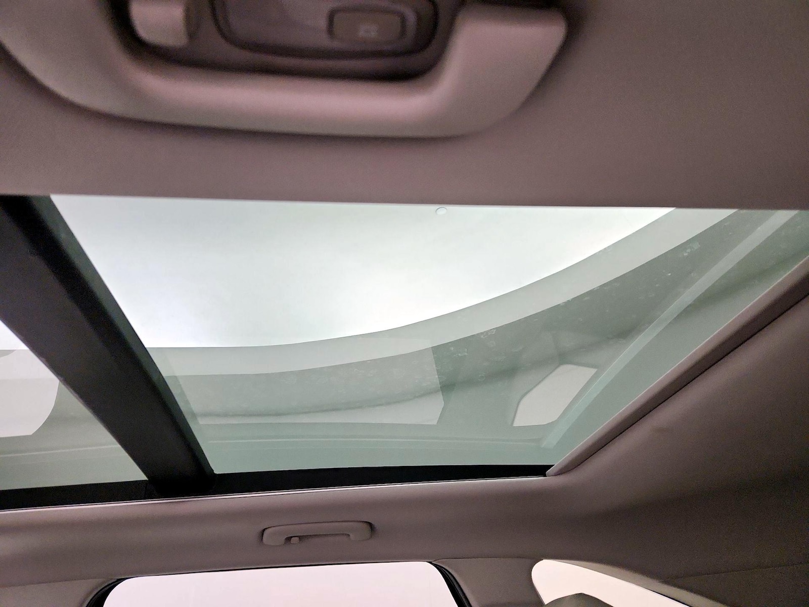 2025 Kia Sorento EX Hybrid - Photo 27