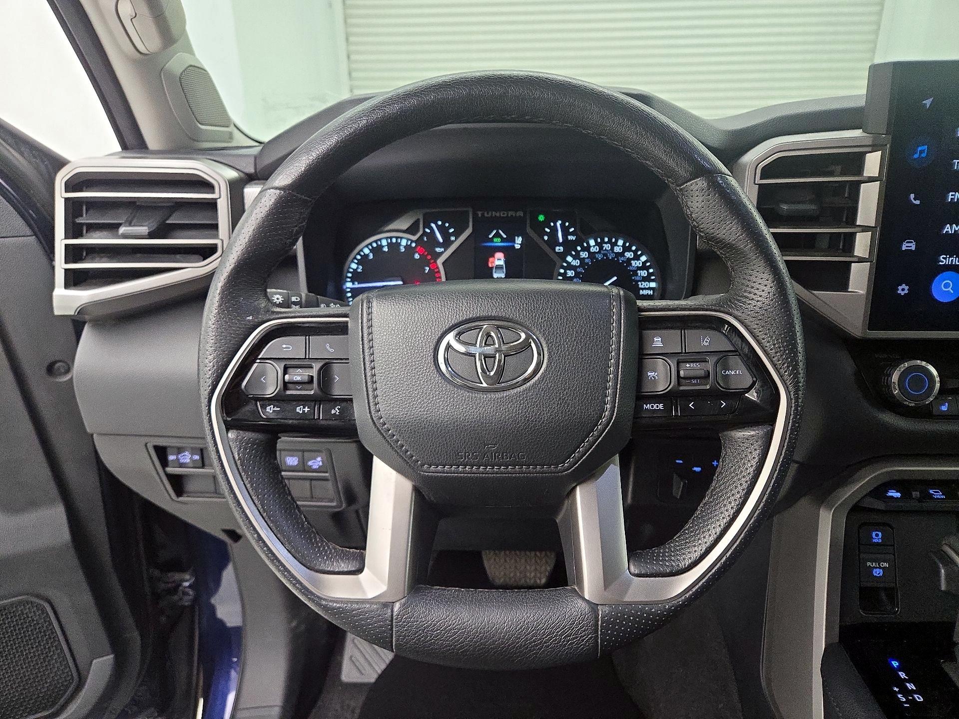 Thumbnail: 2022 Toyota Tundra - 10