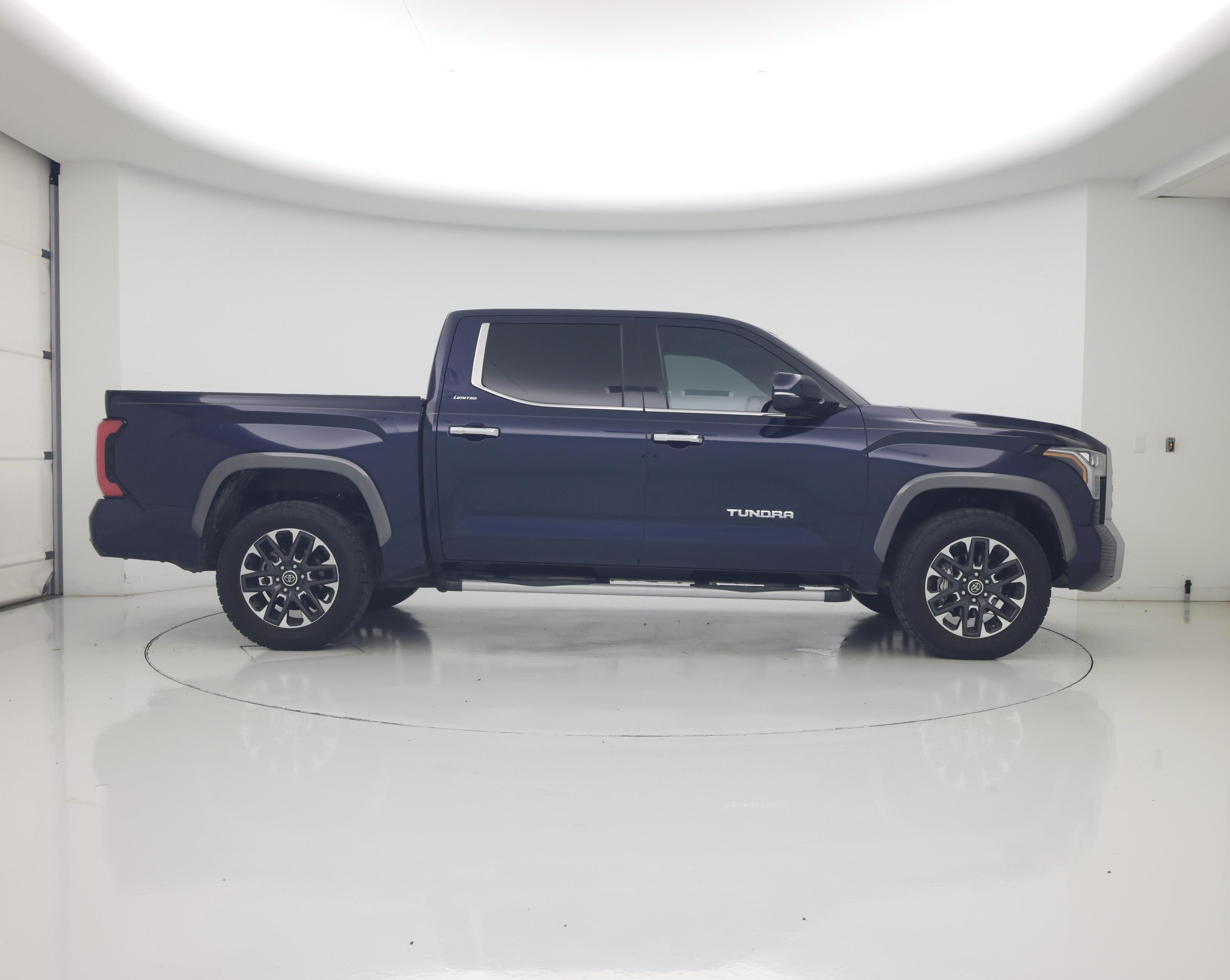 Thumbnail: 2022 Toyota Tundra - 7