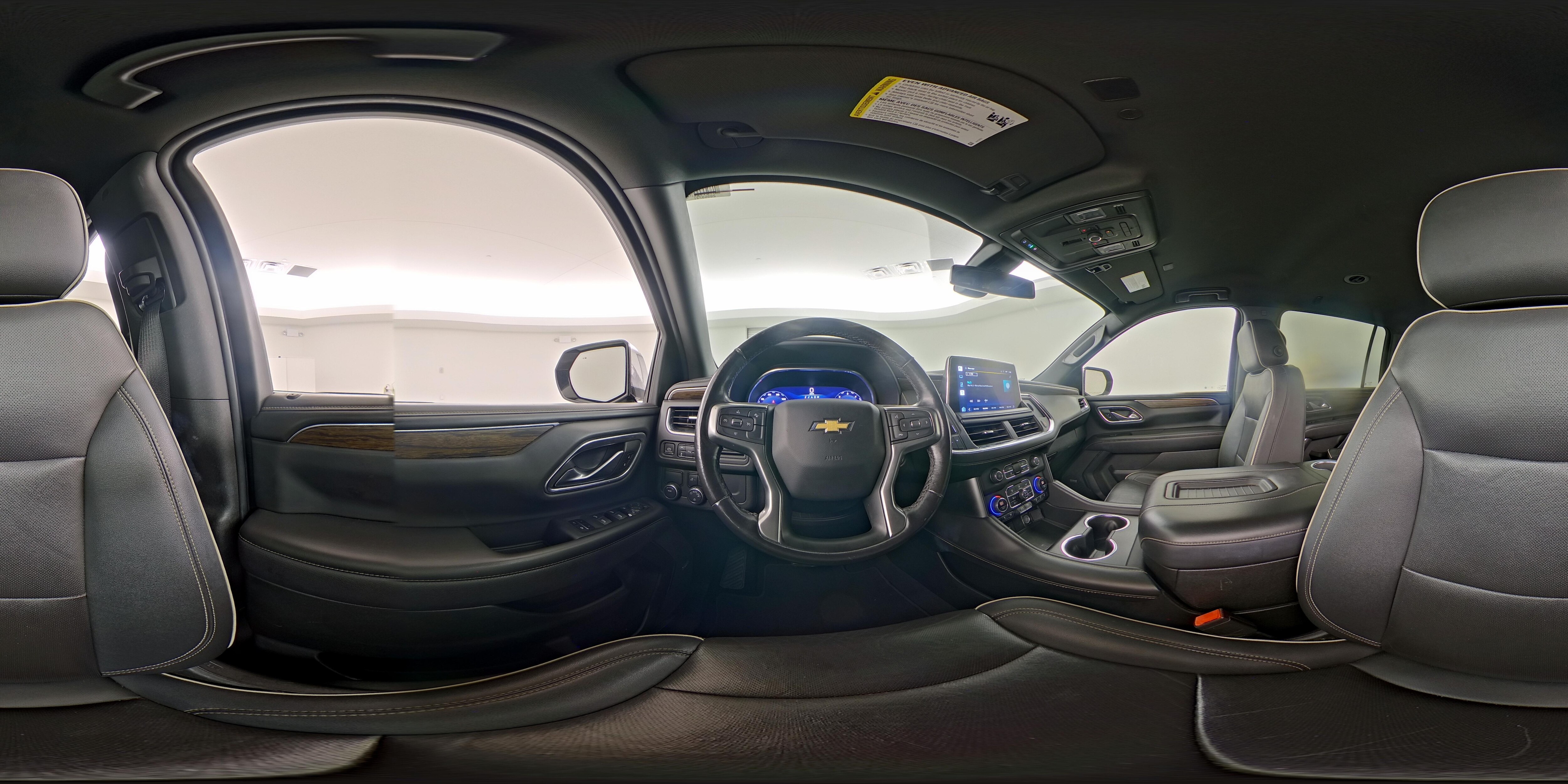 2022 Chevrolet Suburban Premier - Photo 28