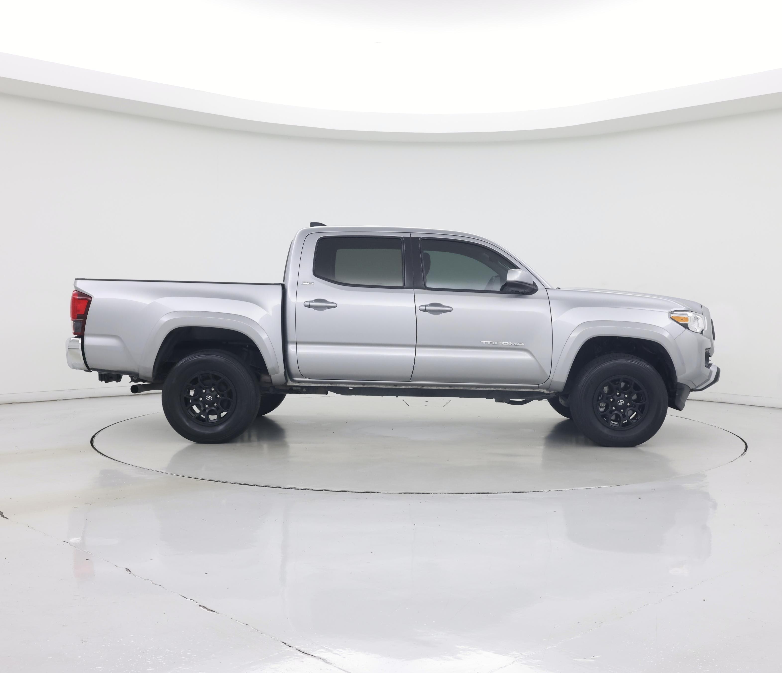 Thumbnail: 2021 Toyota Tacoma - 7