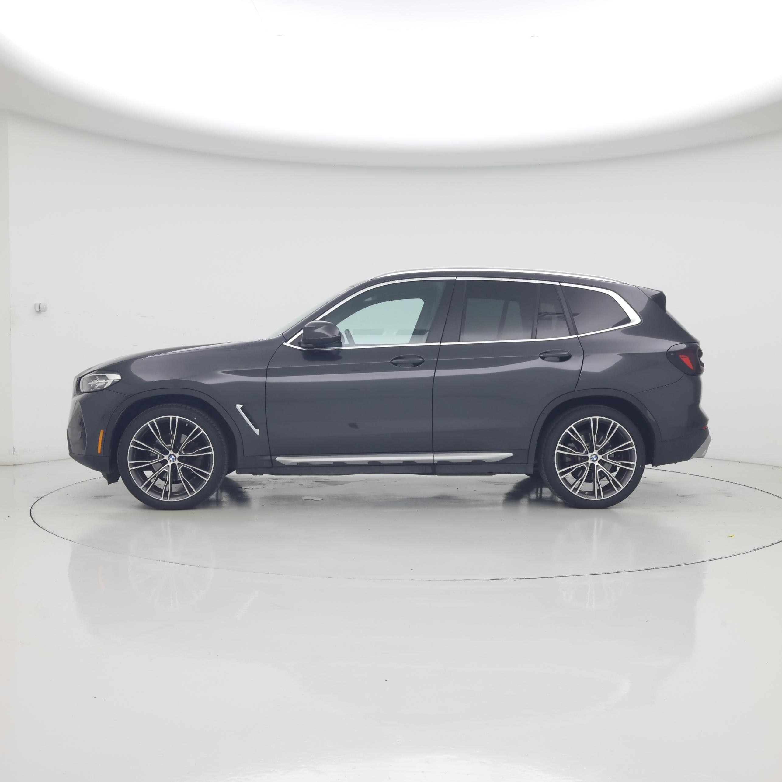 Thumbnail: 2023 BMW X3 - 3