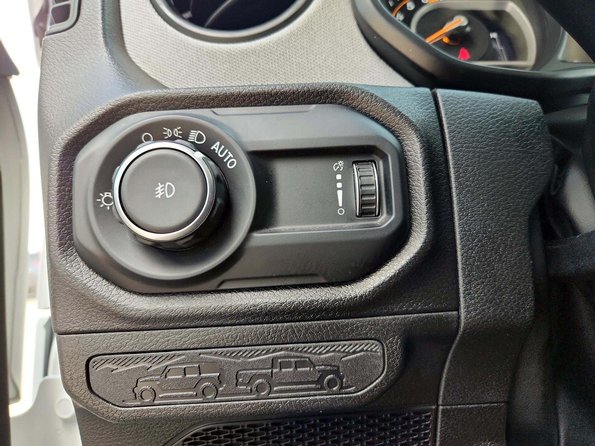 Thumbnail: 2024 Jeep Wrangler - 11
