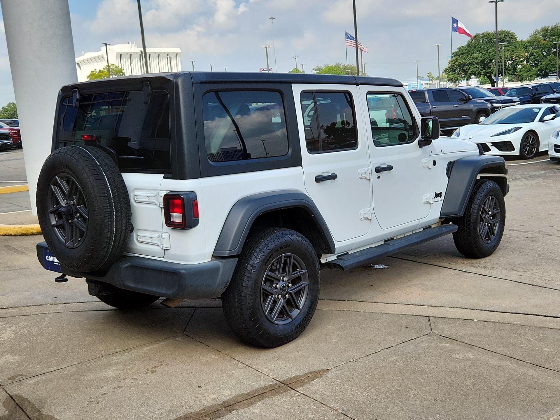 Thumbnail: 2024 Jeep Wrangler - 5