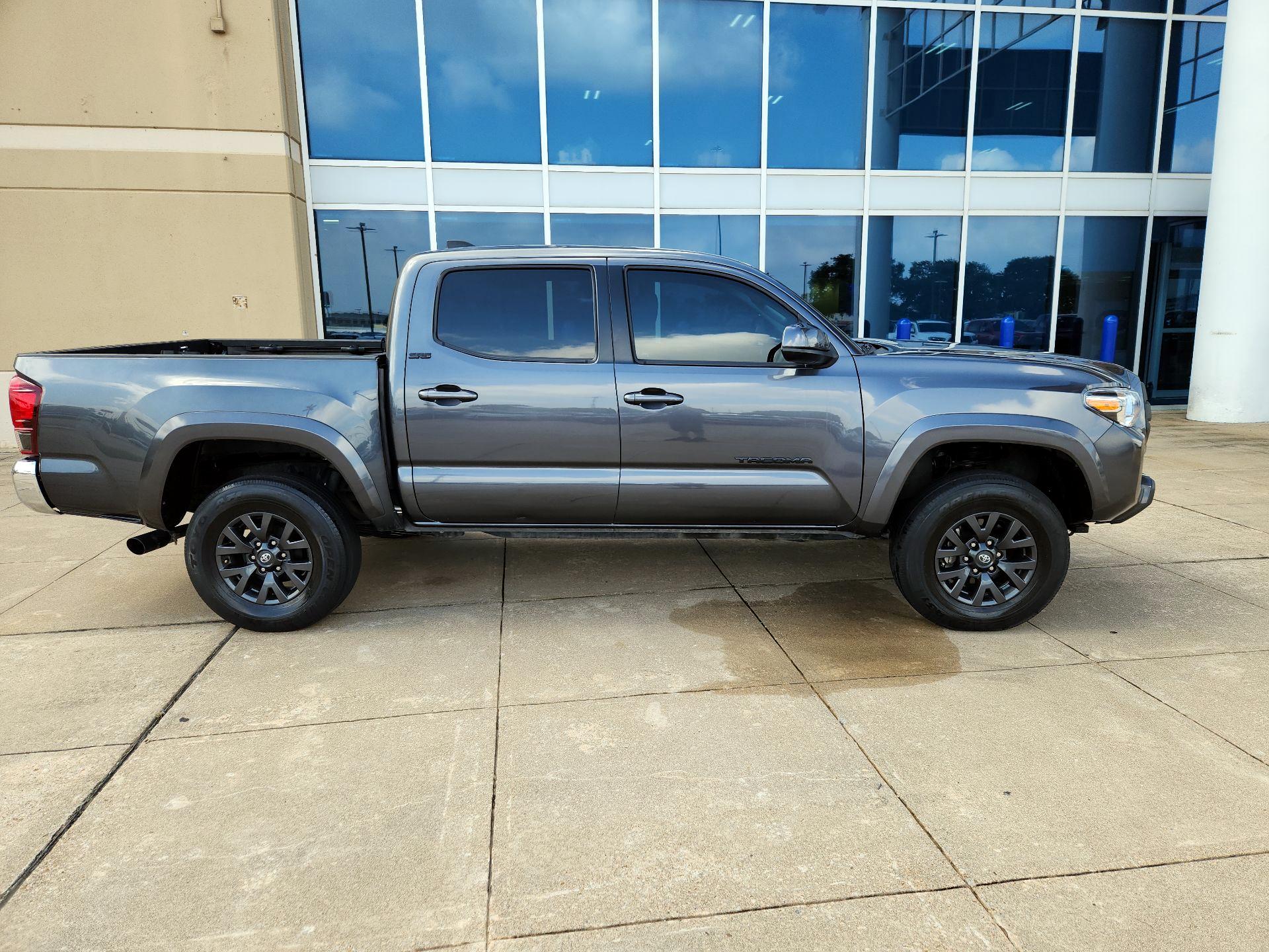 Thumbnail: 2023 Toyota Tacoma - 4