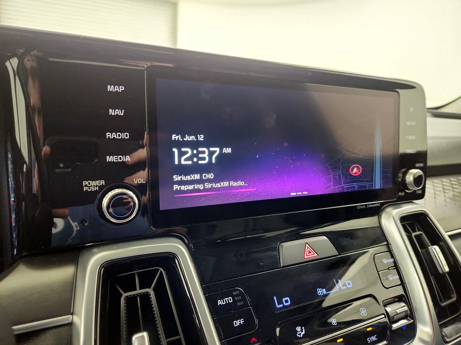 Thumbnail: 2023 Kia Sorento - 16