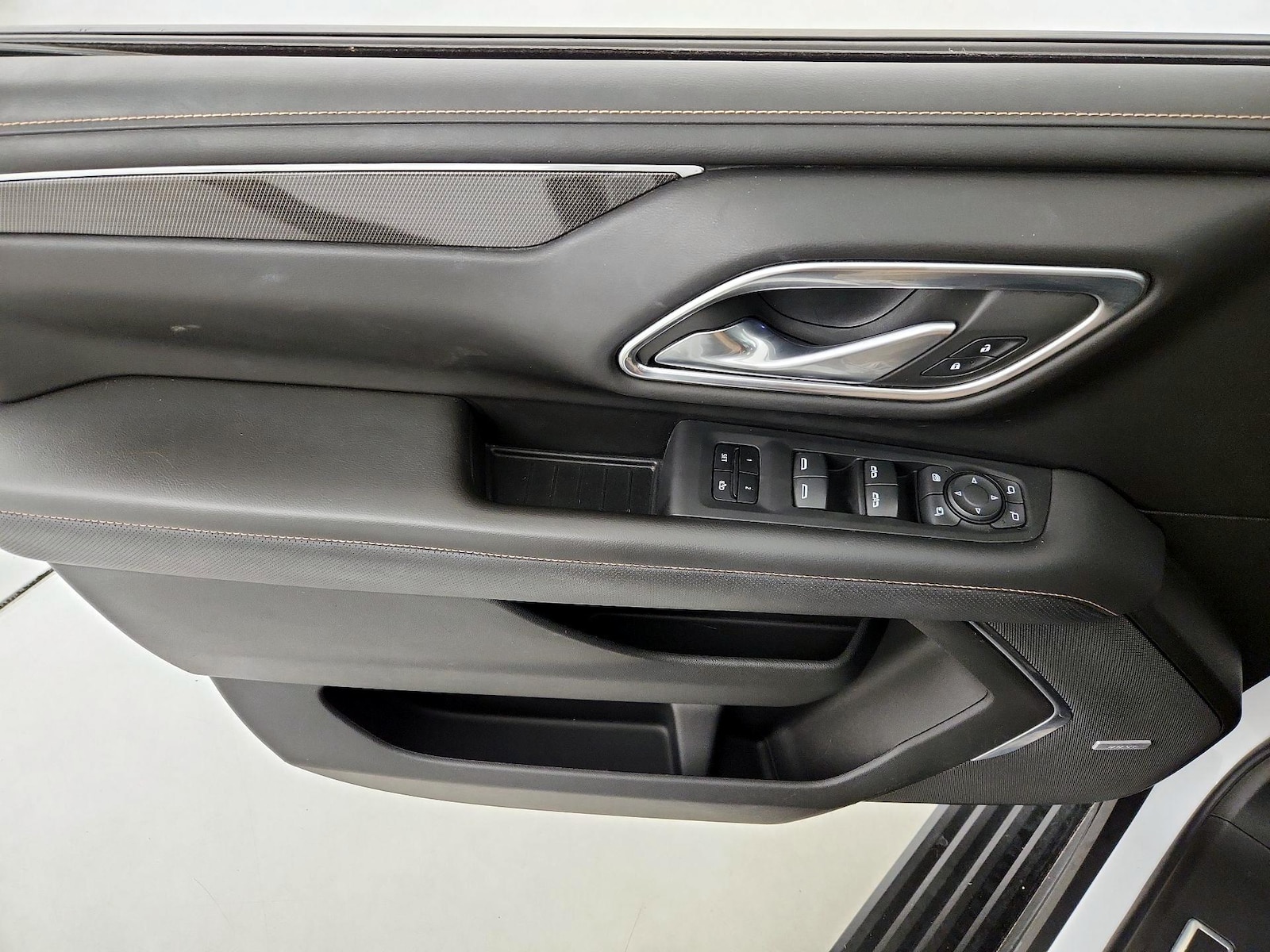 2022 GMC Yukon XL AT4 - Photo 13