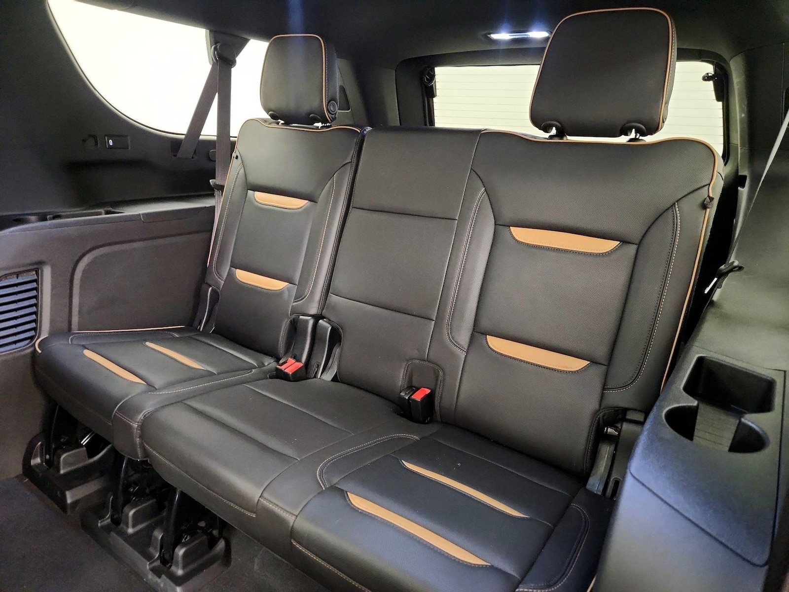 2022 GMC Yukon XL AT4 - Photo 23