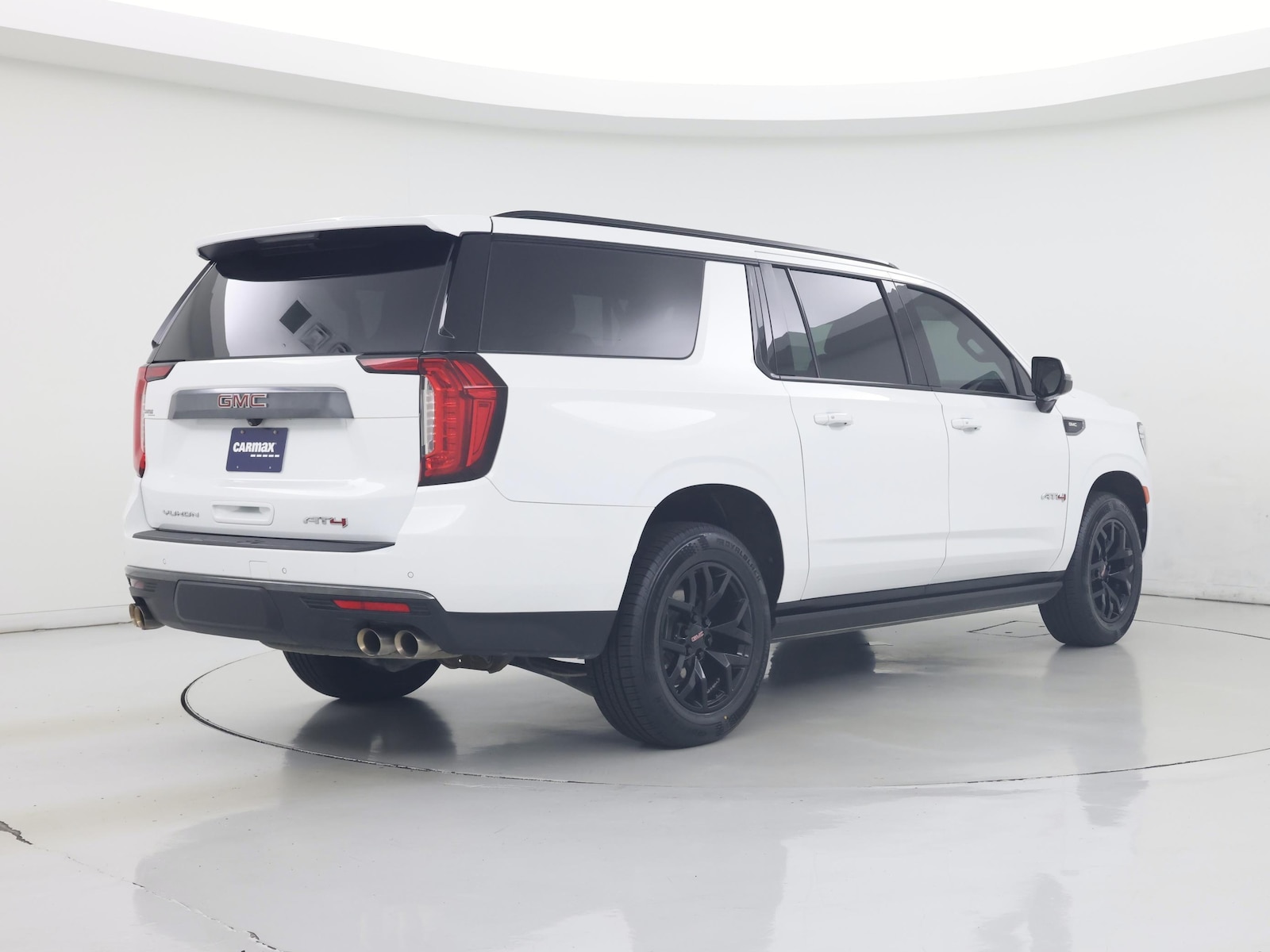 2022 GMC Yukon XL AT4 - Photo 9
