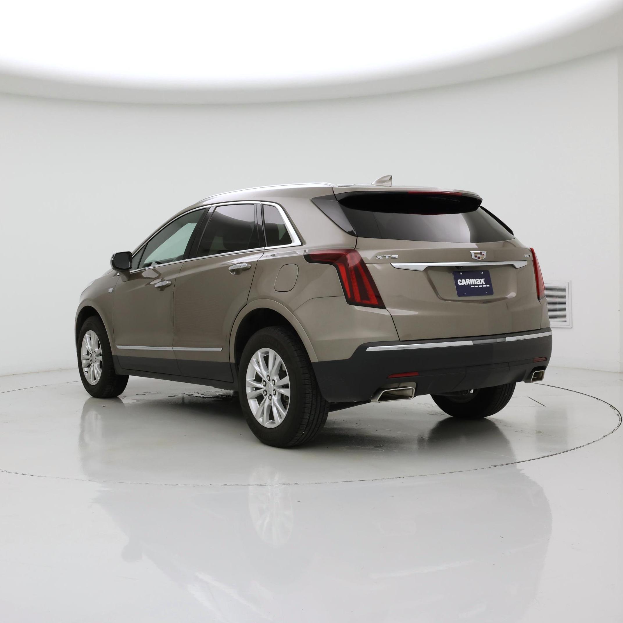 Thumbnail: 2023 Cadillac XT5 - 2