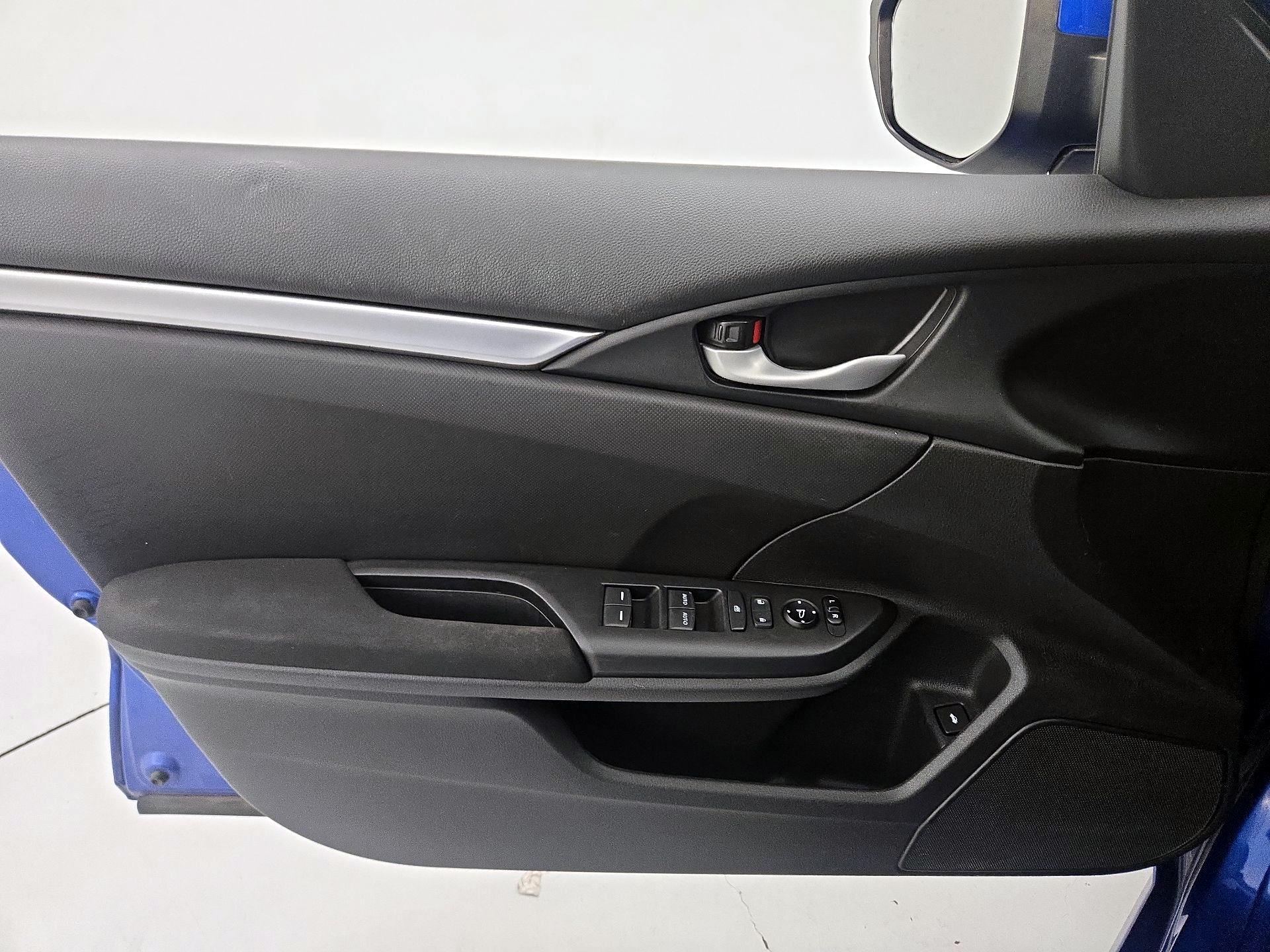 Thumbnail: 2020 Honda Civic - 12