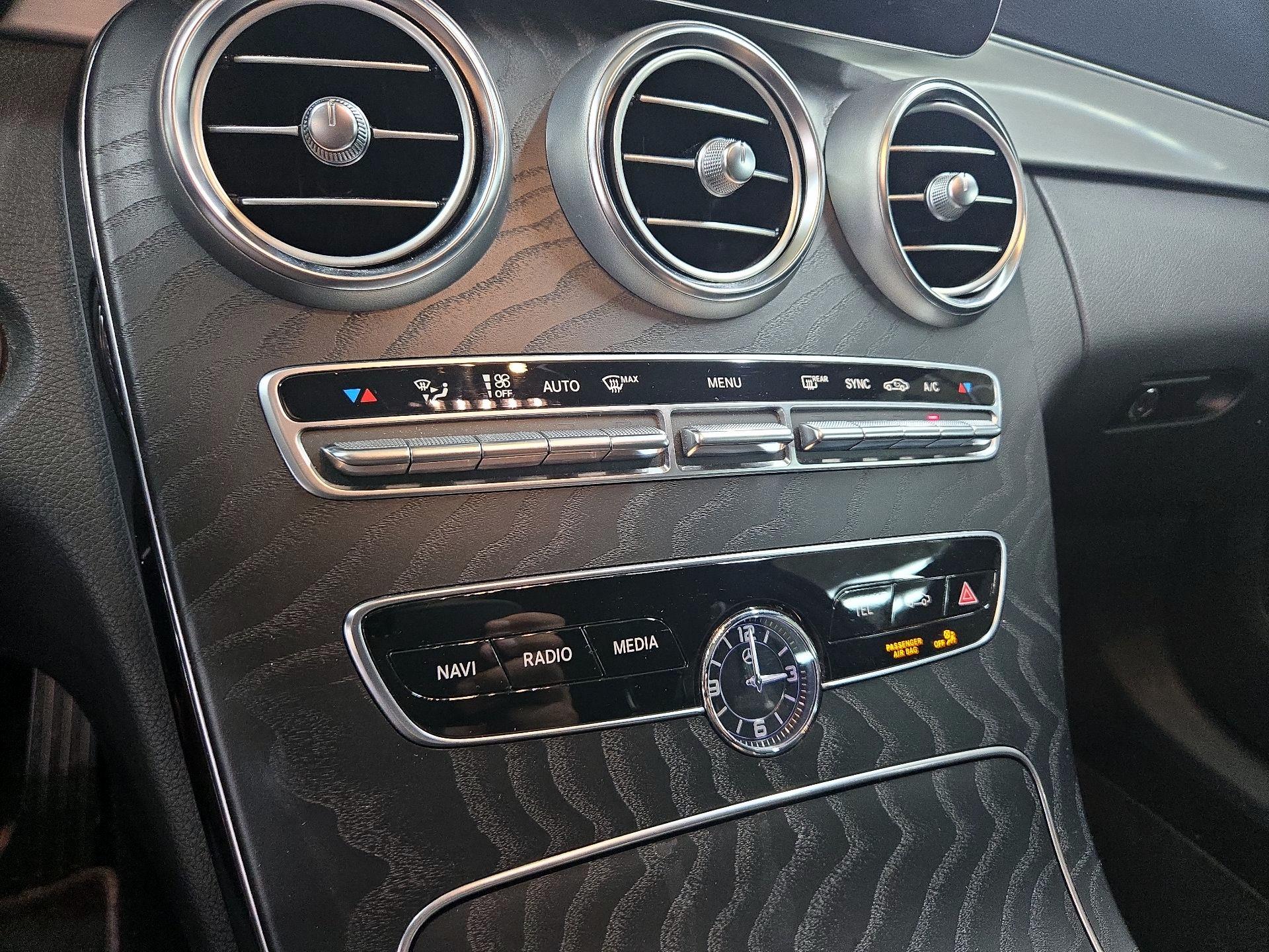 Thumbnail: 2021 Mercedes-Benz C-Class - 16