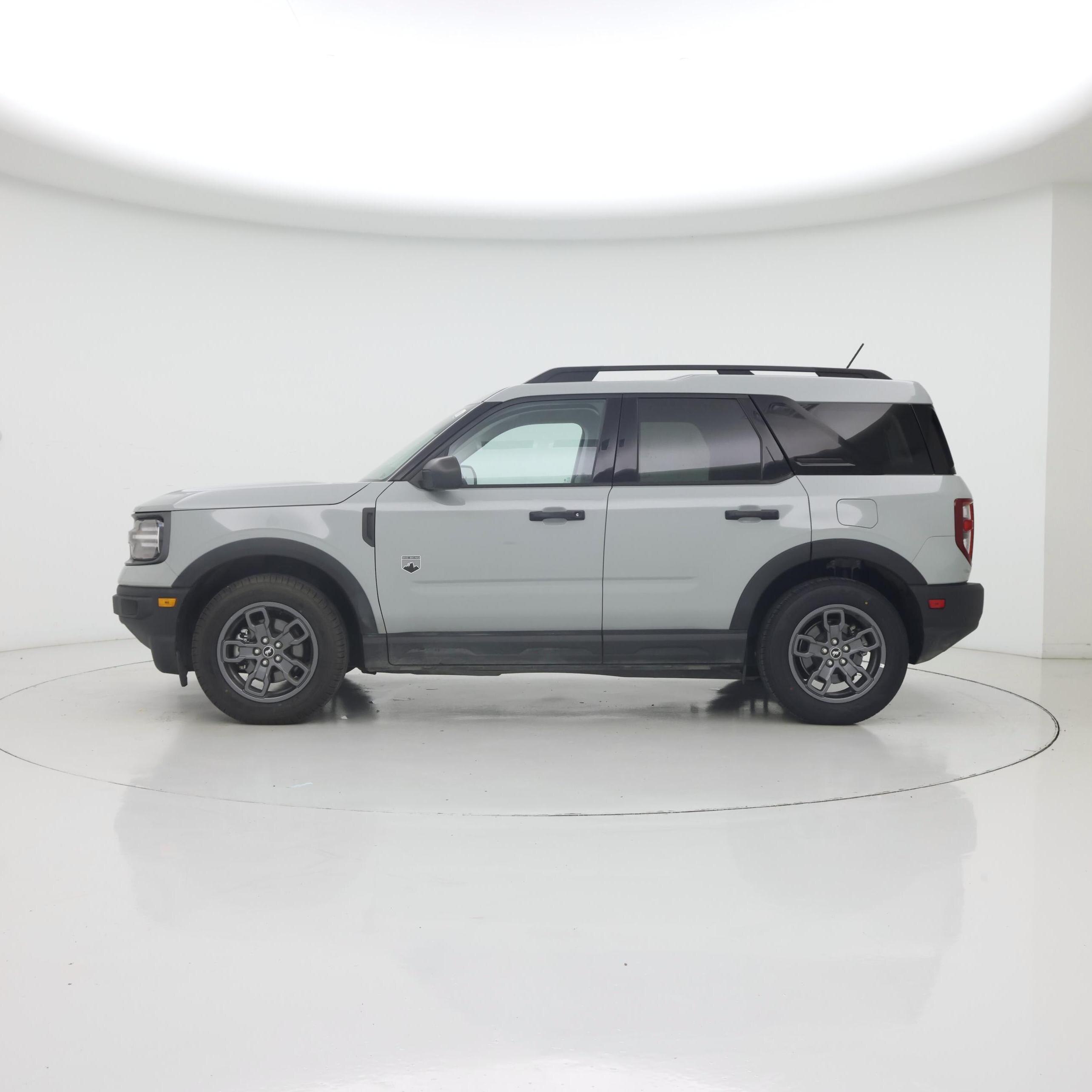 Thumbnail: 2023 Ford Bronco Sport - 3