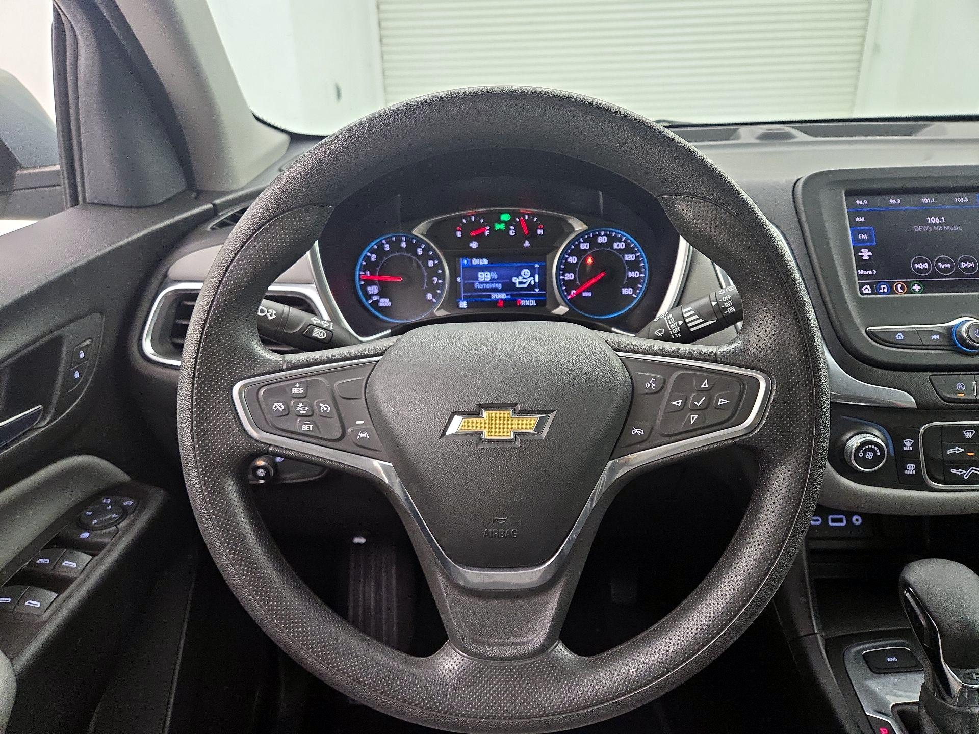 Thumbnail: 2022 Chevrolet Equinox - 10