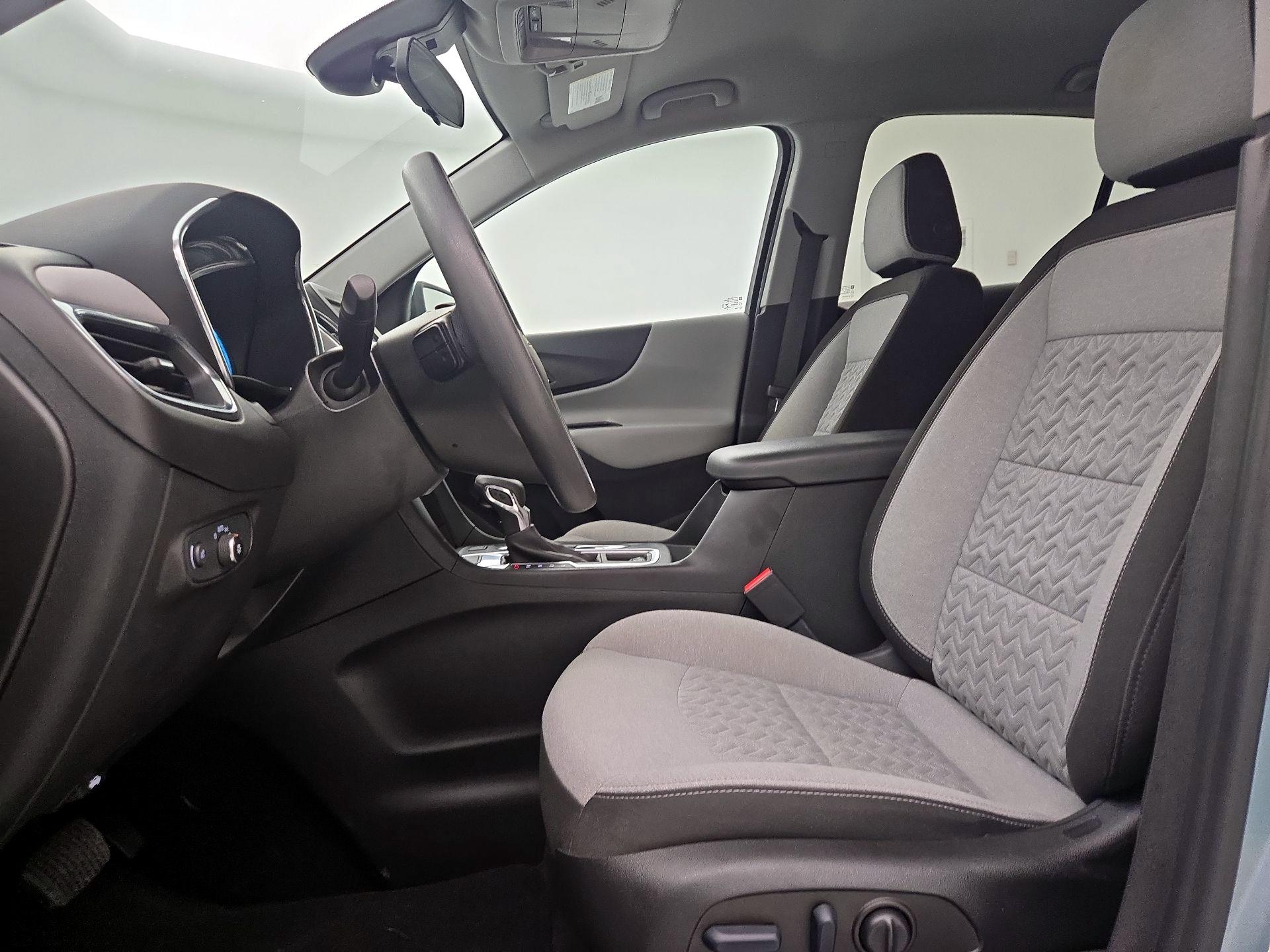 Thumbnail: 2022 Chevrolet Equinox - 11