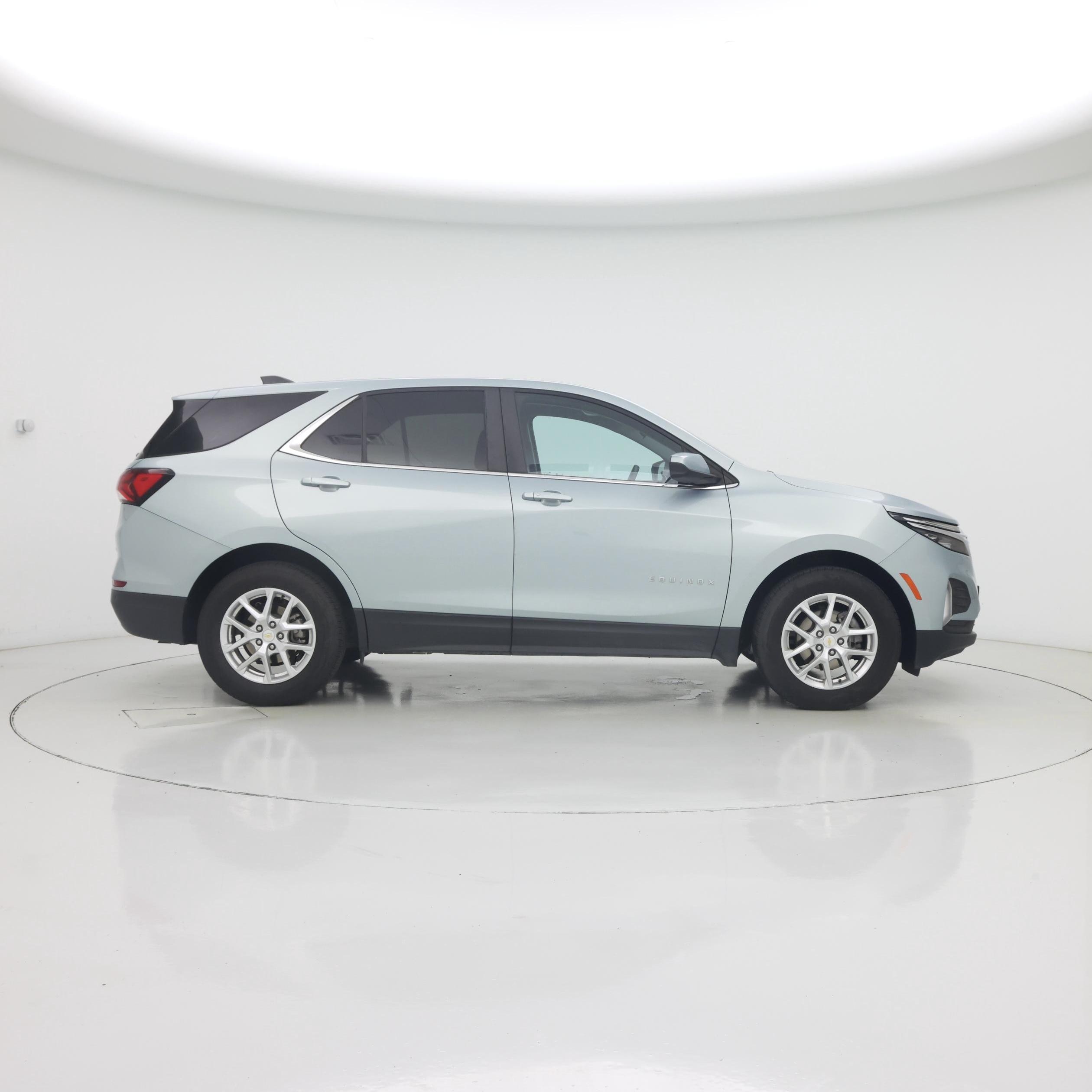 Thumbnail: 2022 Chevrolet Equinox - 7