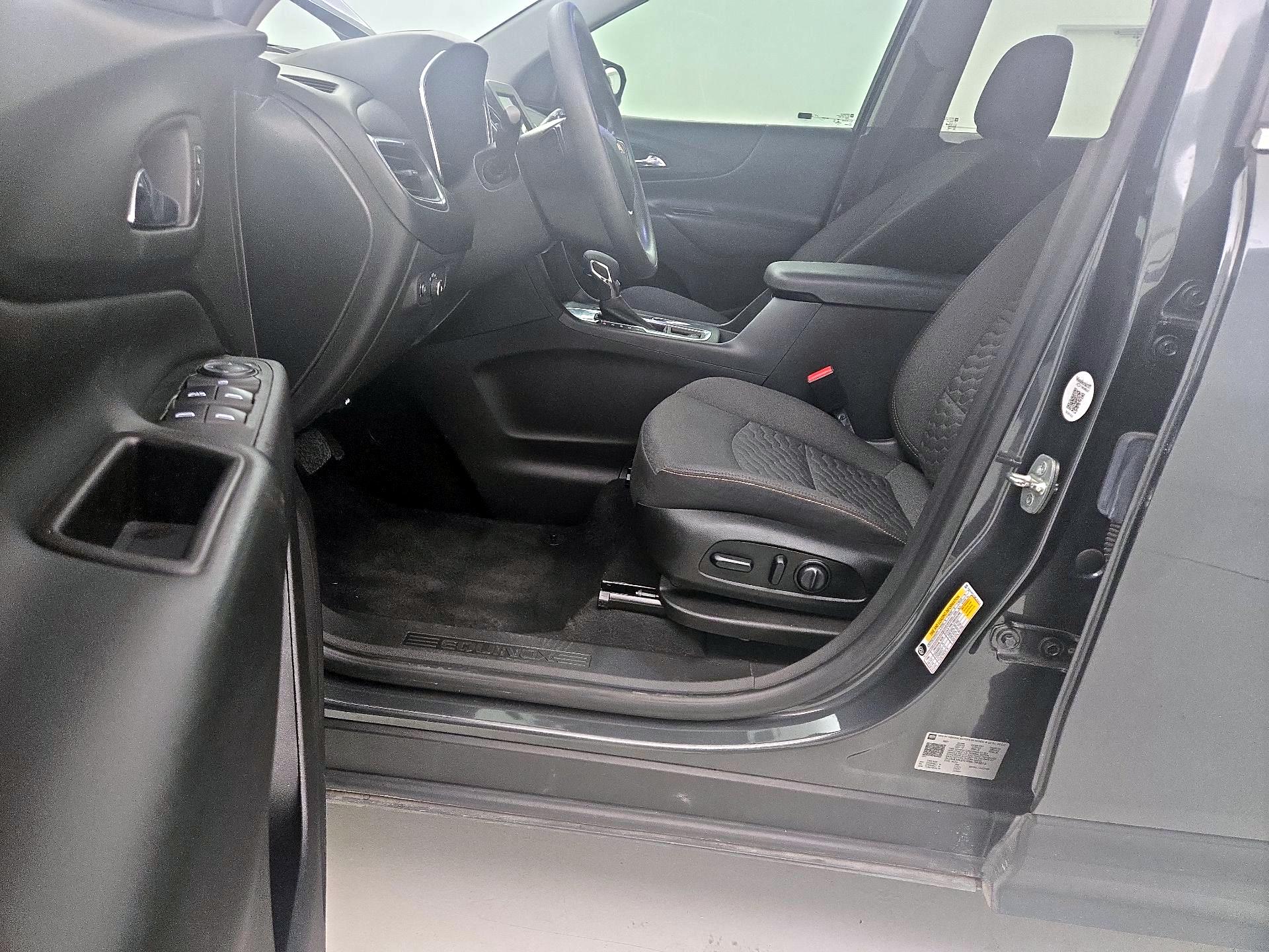 Thumbnail: 2021 Chevrolet Equinox - 11