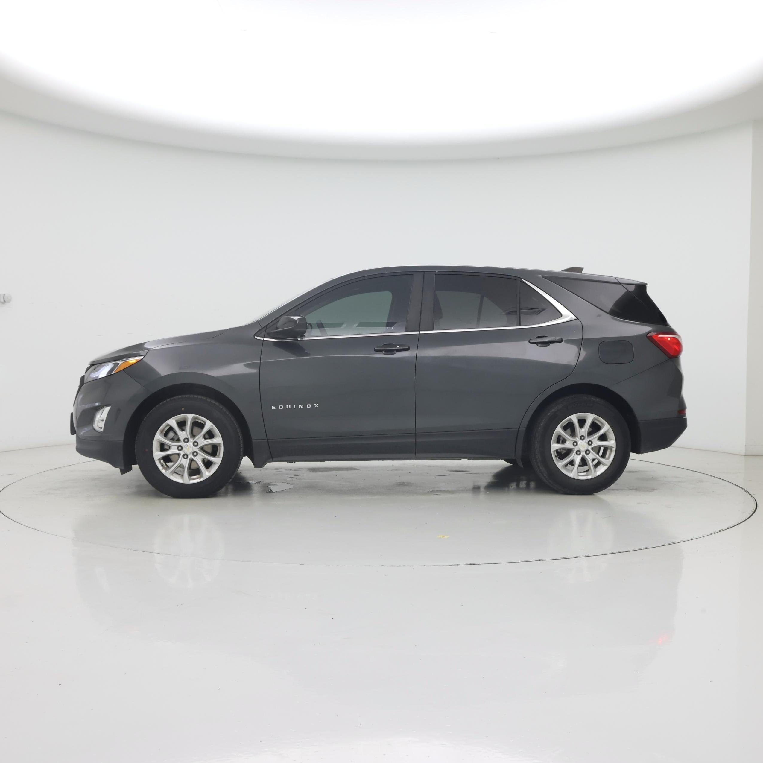 Thumbnail: 2021 Chevrolet Equinox - 3