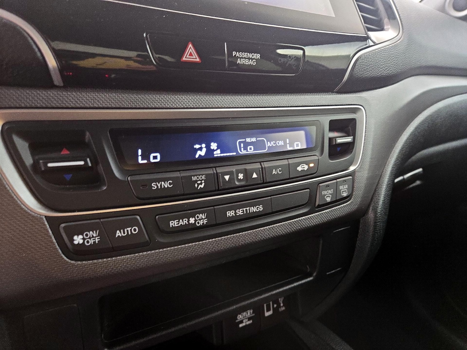 2023 Honda Ridgeline Sport - Photo 17