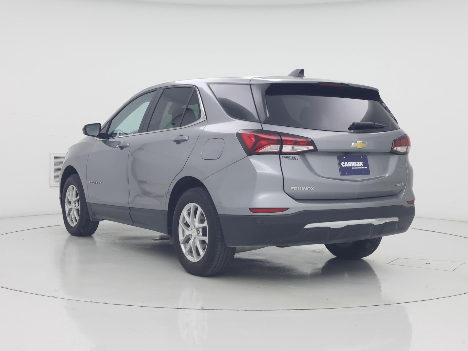 2024 Chevrolet Equinox LT - Photo 3