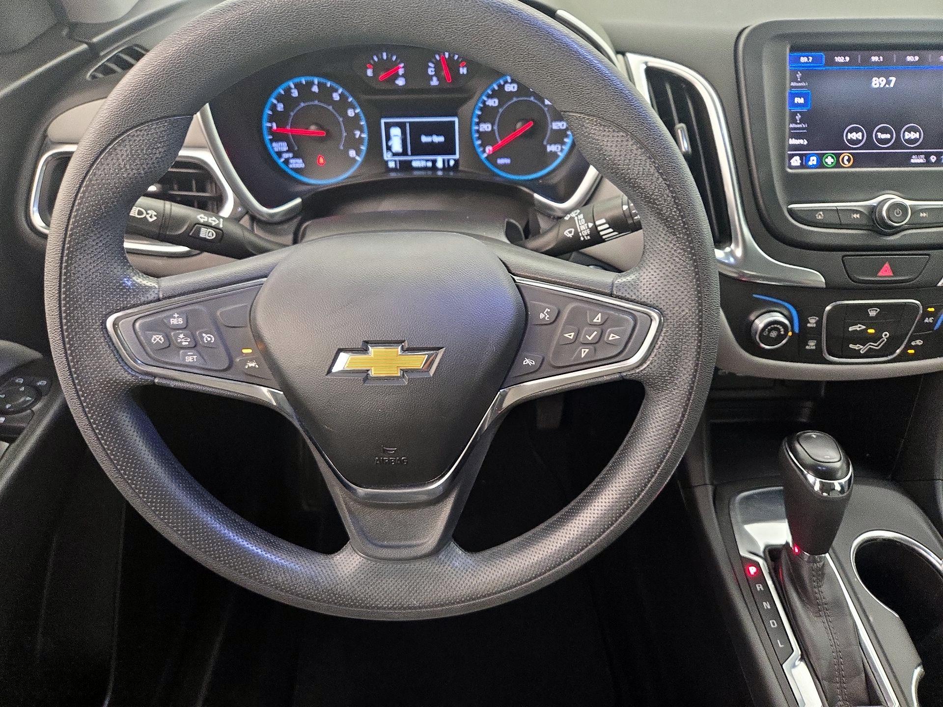 Thumbnail: 2021 Chevrolet Equinox - 10