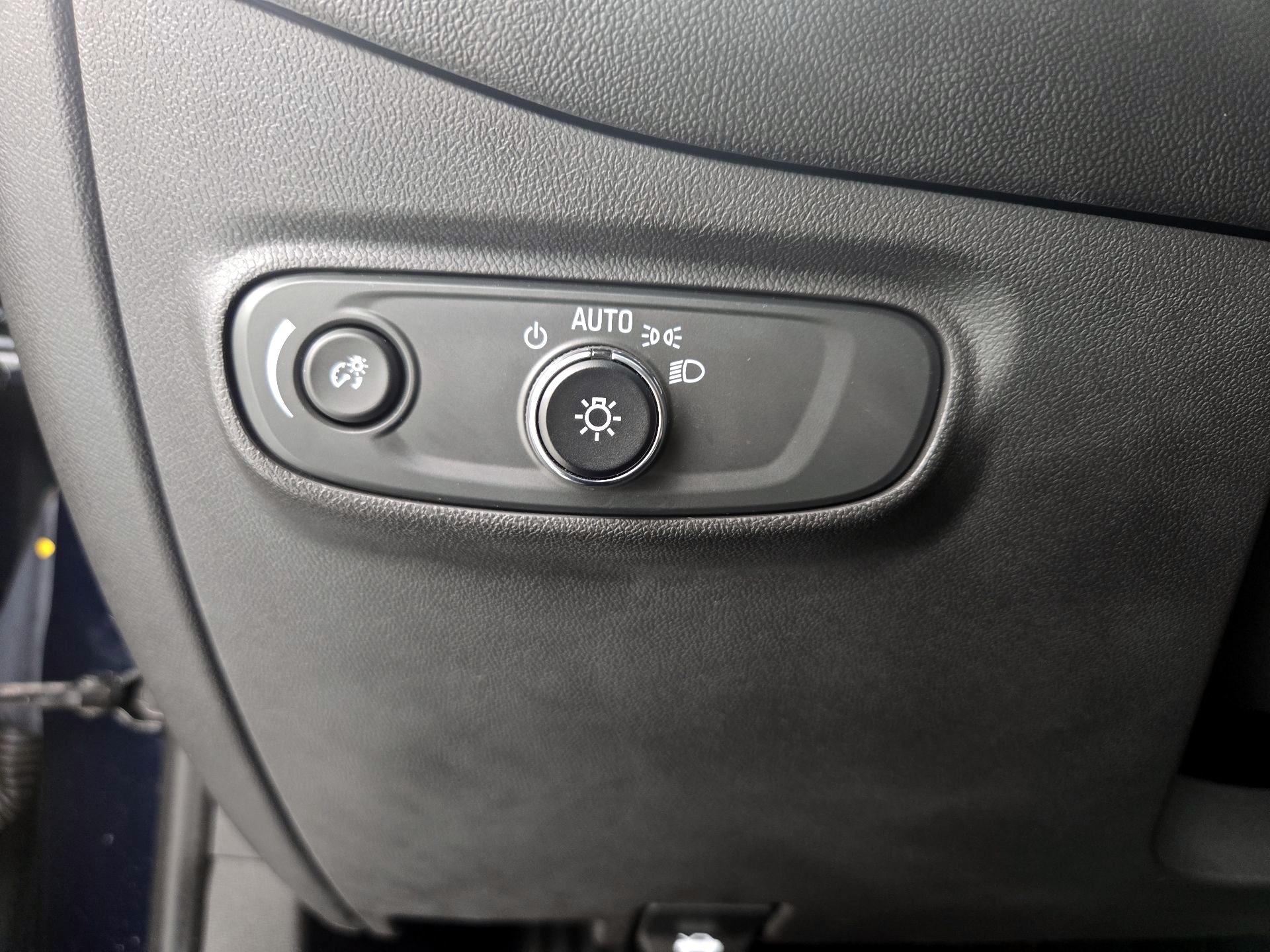 Thumbnail: 2021 Chevrolet Equinox - 13