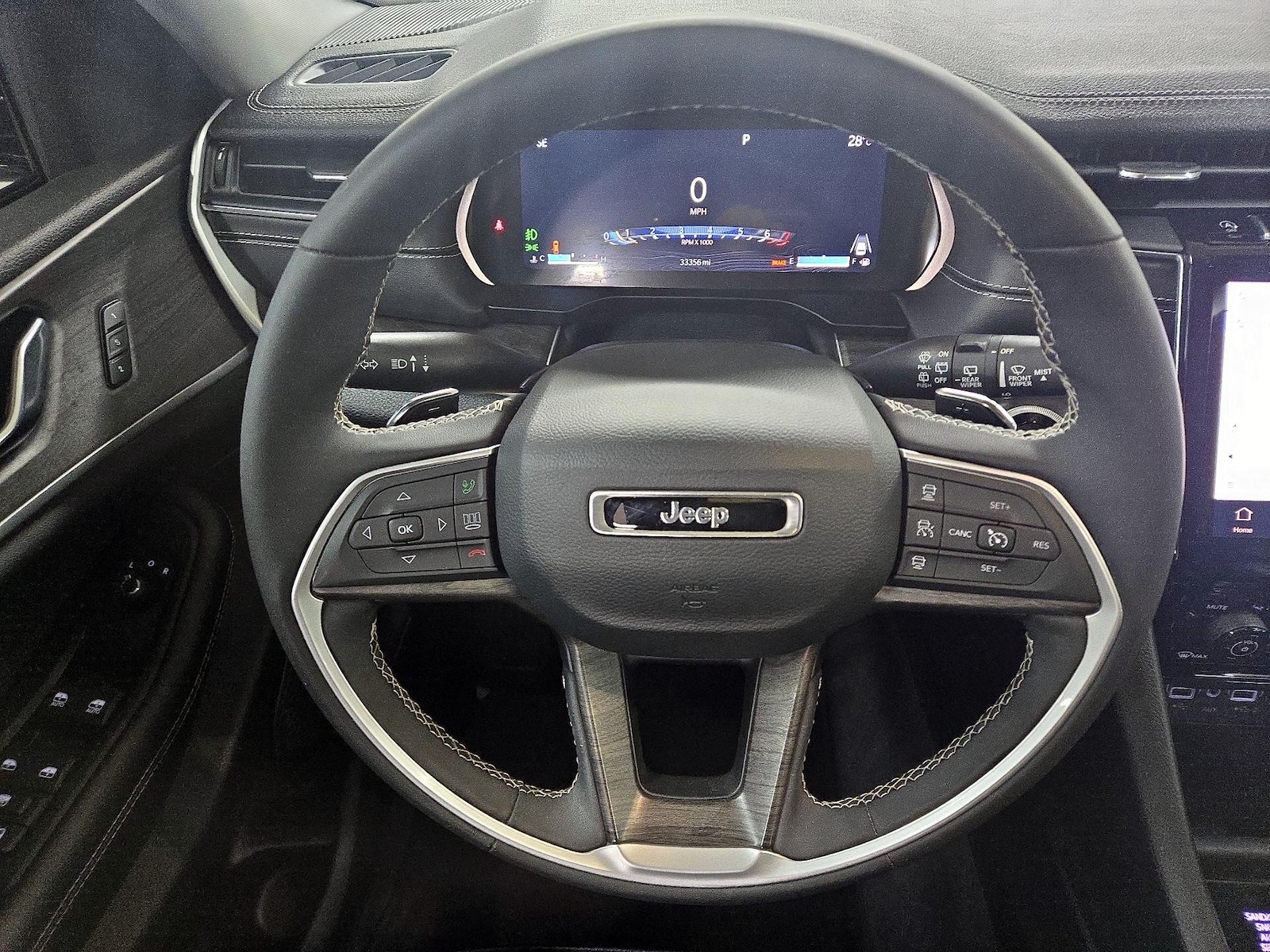2024 Jeep Grand Cherokee L Limited - Photo 11