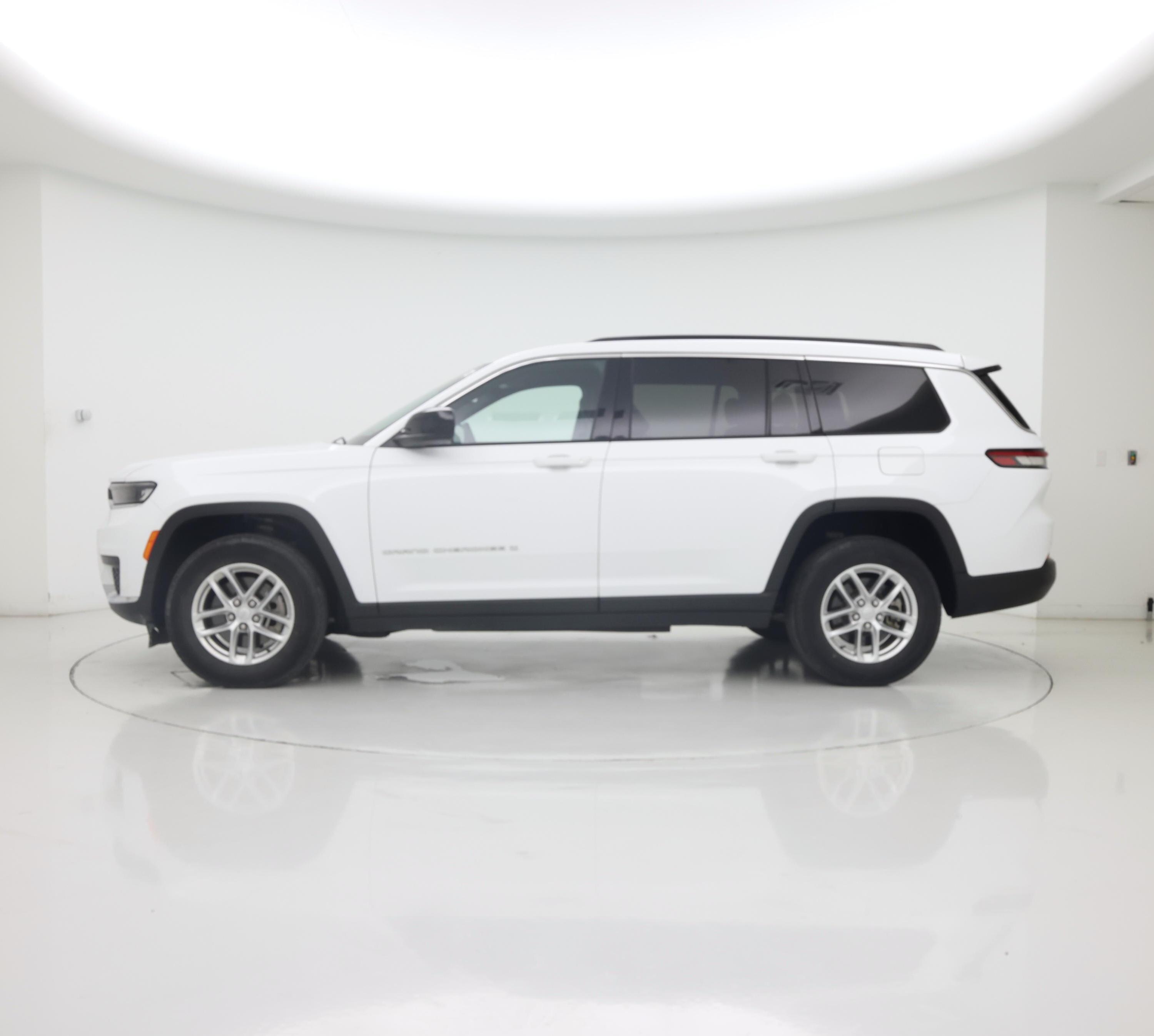 Thumbnail: 2024 Jeep Grand Cherokee L - 3
