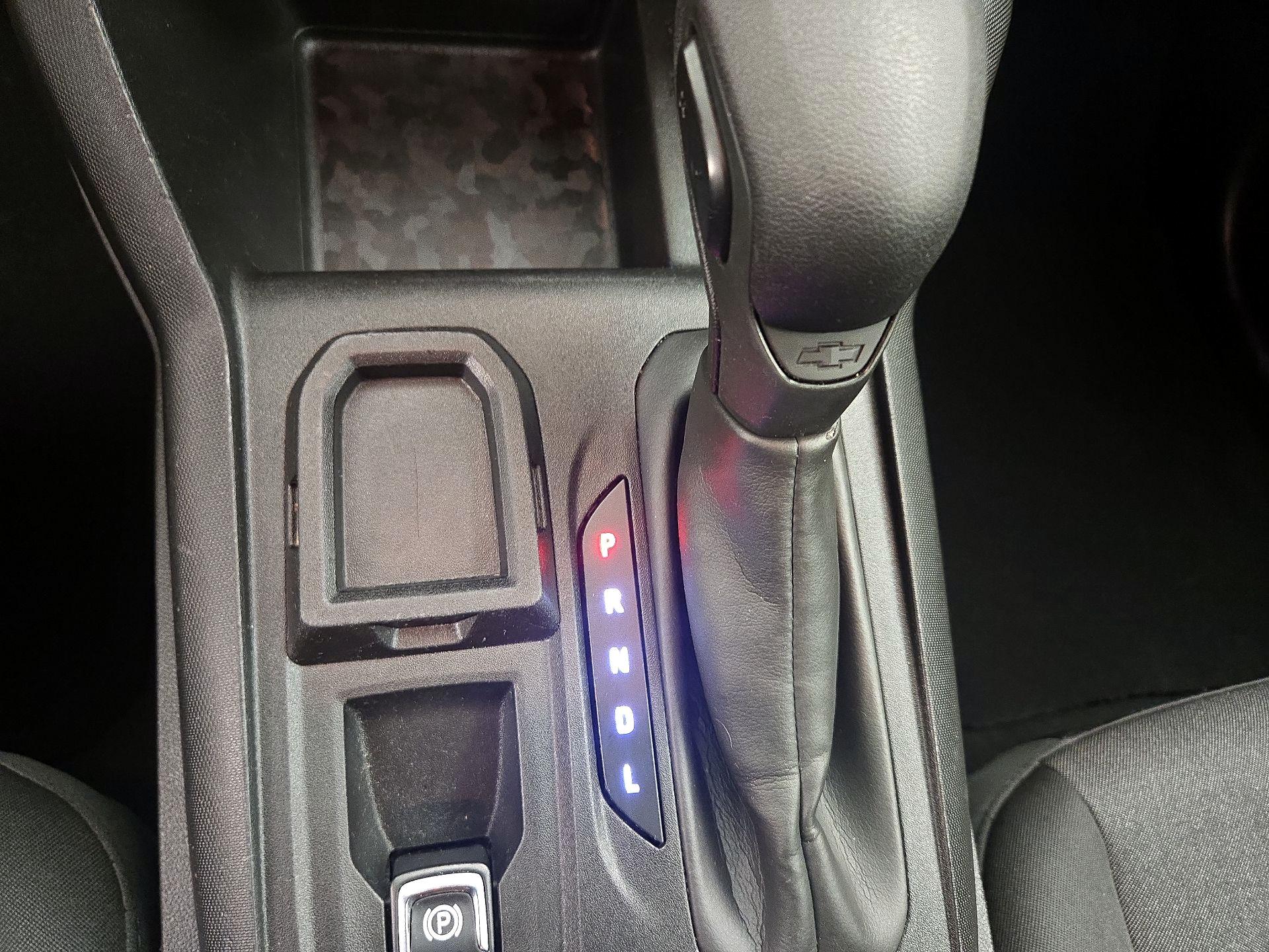 Thumbnail: 2023 Chevrolet Colorado - 17