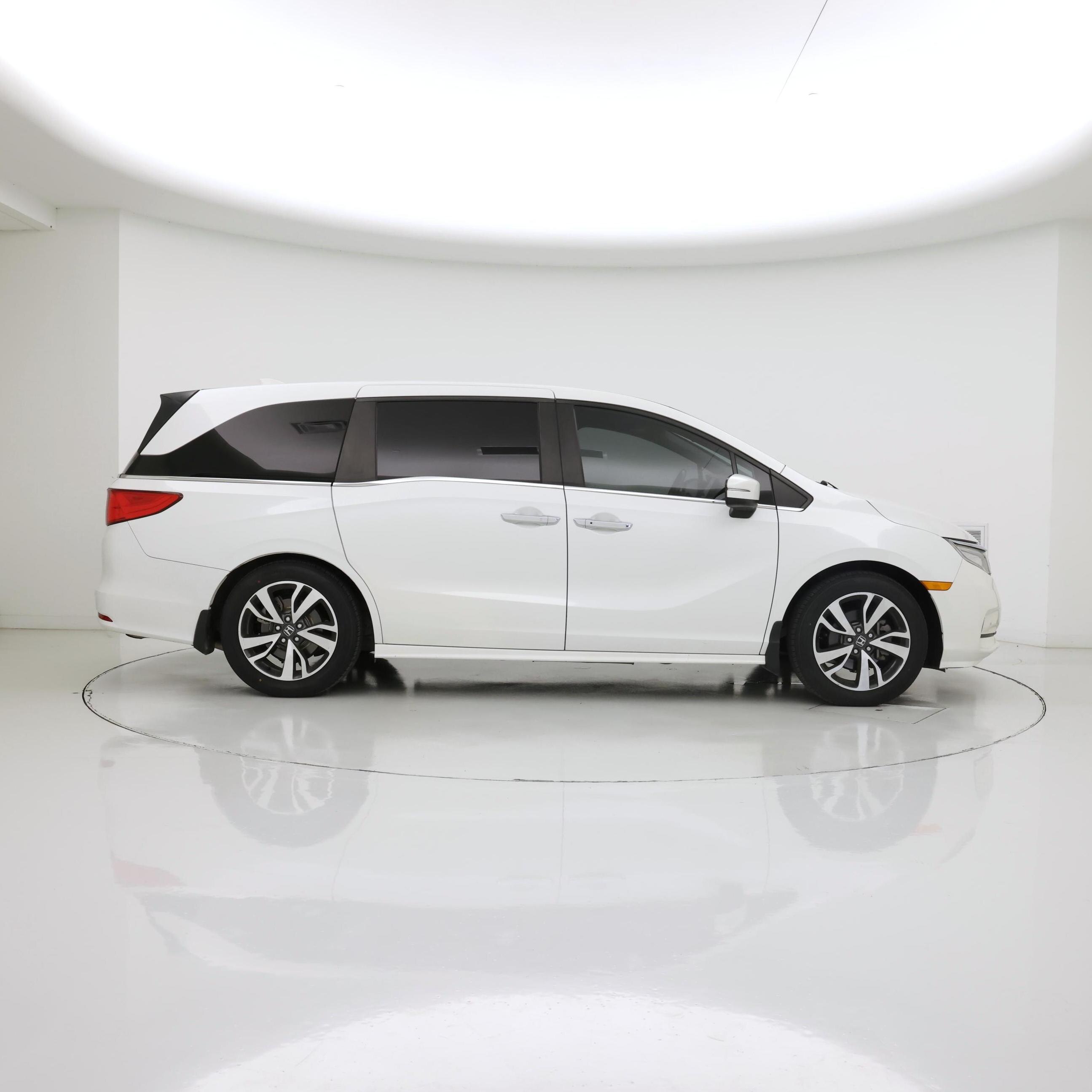 Thumbnail: 2023 Honda Odyssey - 7